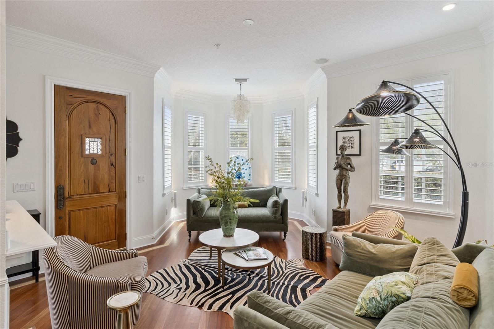 2402 VICTORIA GARDENS LN, TAMPA, FL — photo 5