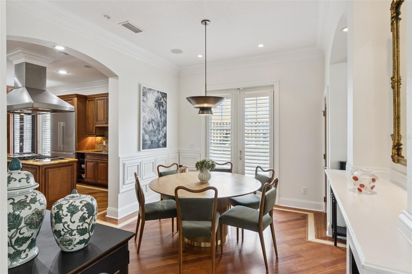 2402 VICTORIA GARDENS LN, TAMPA, FL — photo 23