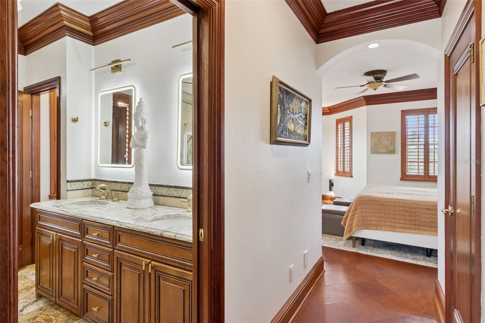 2402 VICTORIA GARDENS LN, TAMPA, FL — photo 33