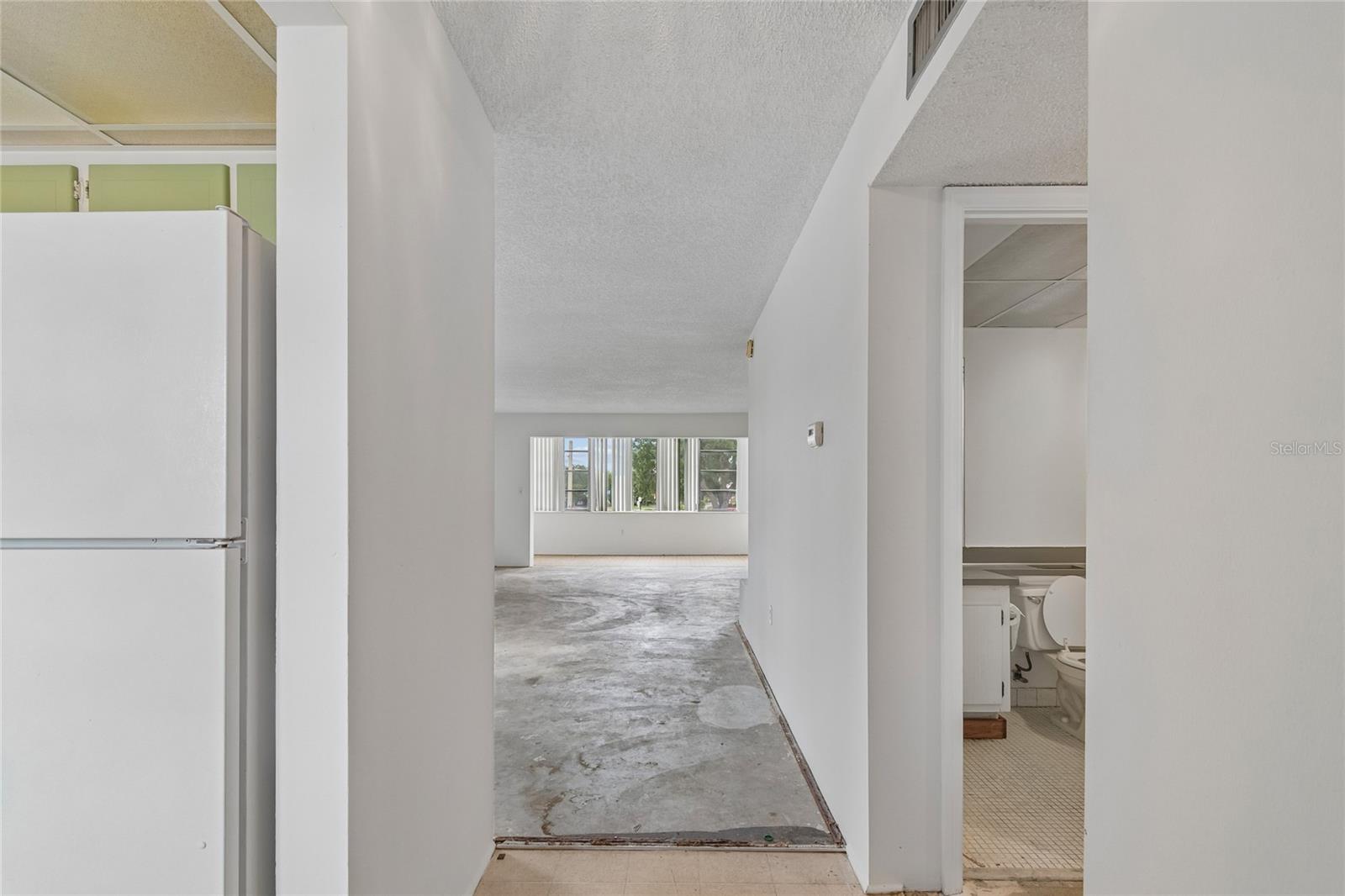 1900 68TH ST N #210, ST PETERSBURG, FL — photo 4