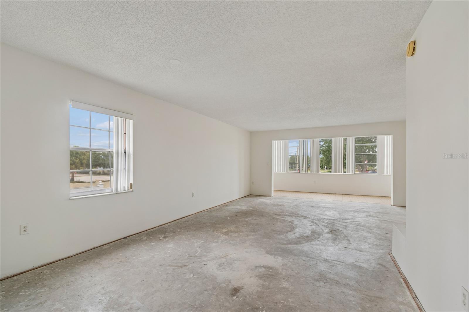 1900 68TH ST N #210, ST PETERSBURG, FL — photo 5