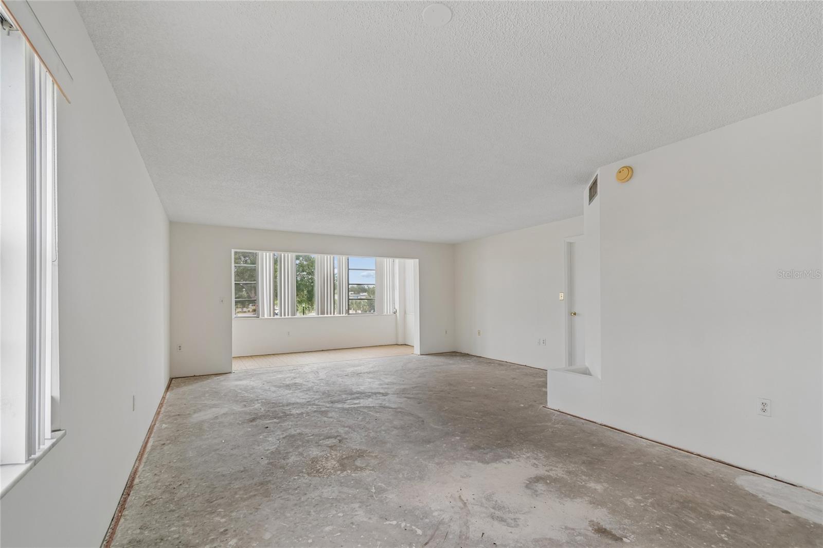 1900 68TH ST N #210, ST PETERSBURG, FL — photo 6