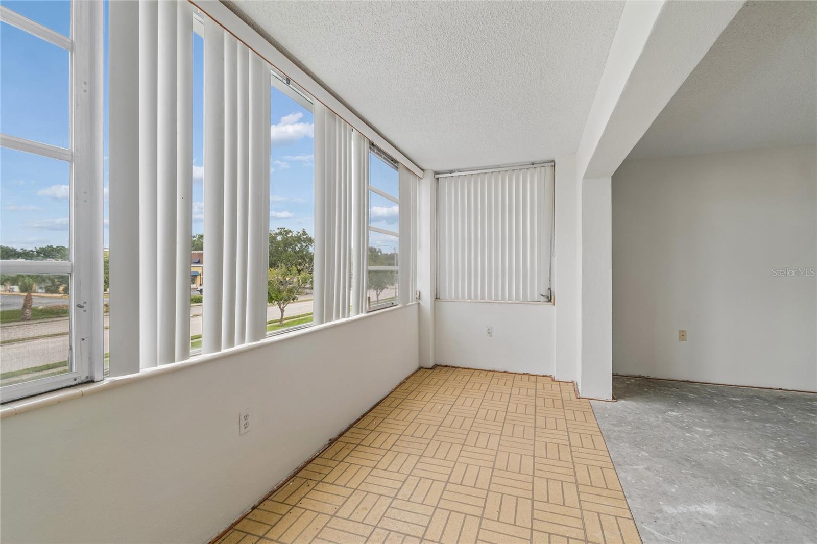1900 68TH ST N #210, ST PETERSBURG, FL — photo 13