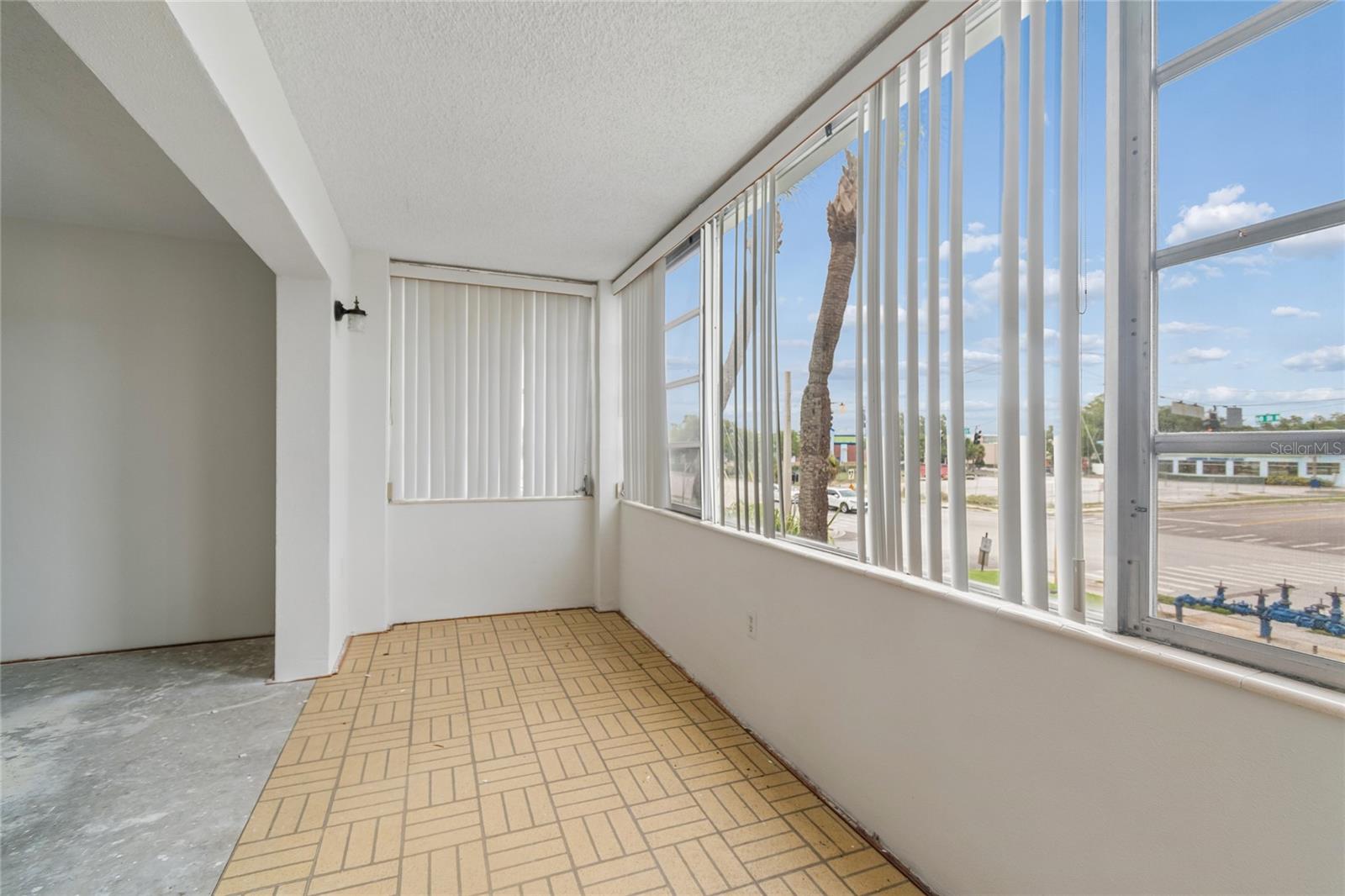 1900 68TH ST N #210, ST PETERSBURG, FL — photo 15
