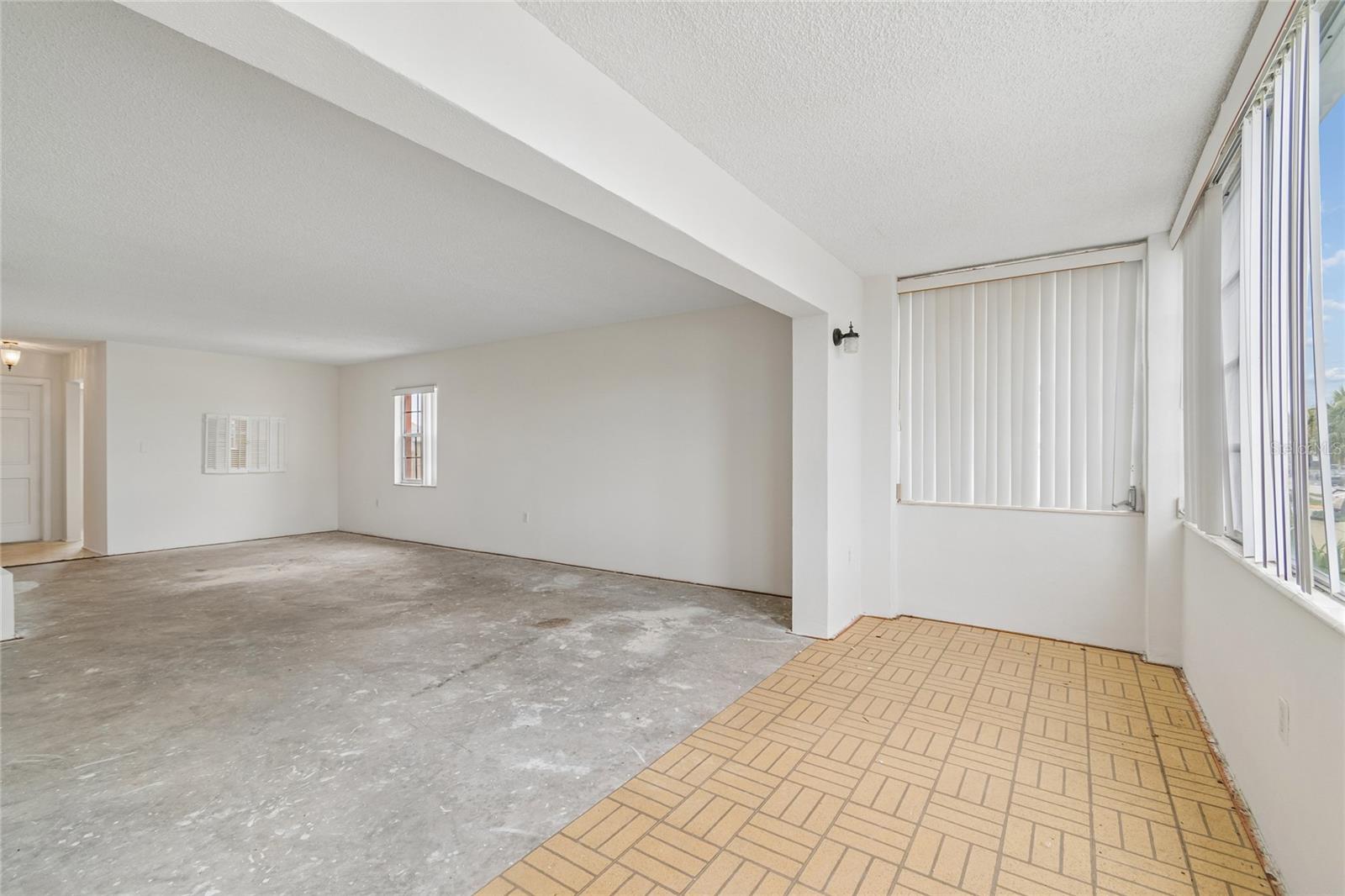 1900 68TH ST N #210, ST PETERSBURG, FL — photo 16