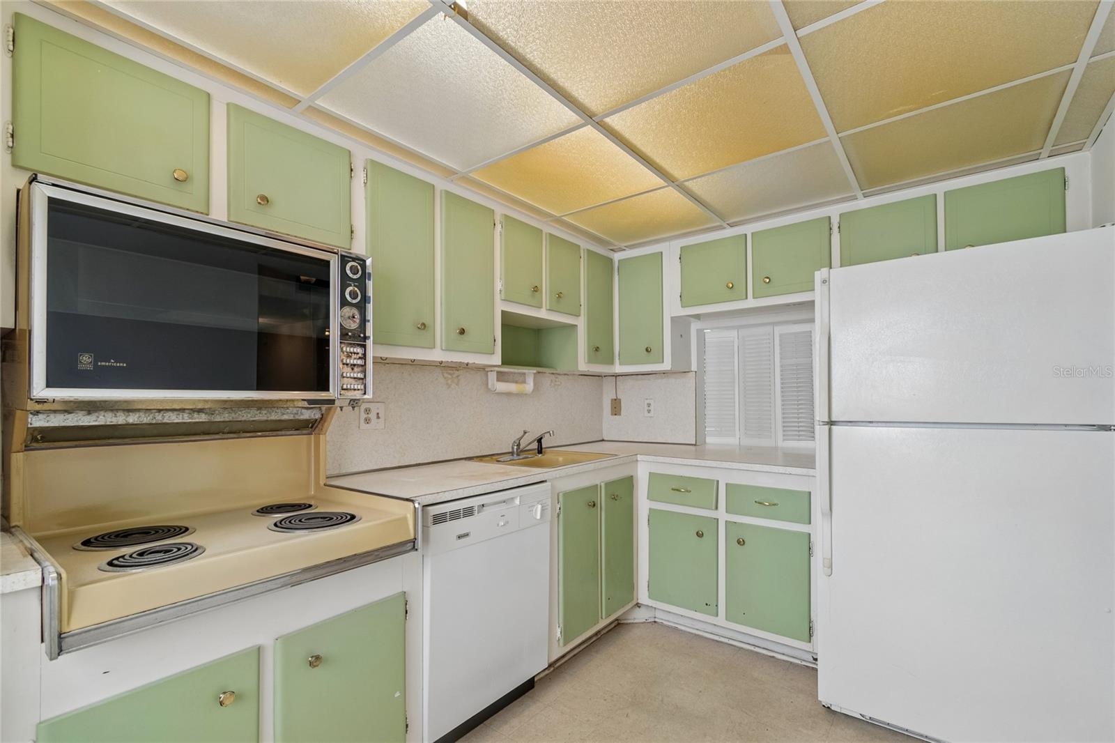 1900 68TH ST N #210, ST PETERSBURG, FL — photo 18