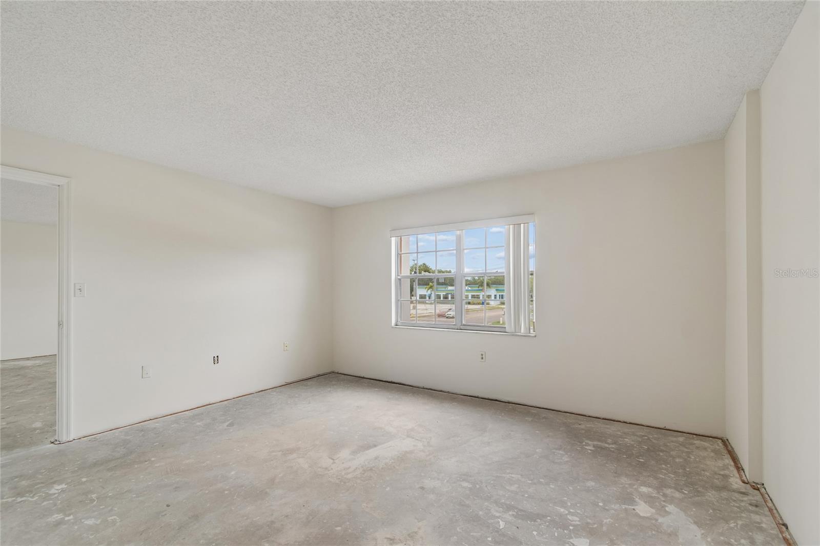 1900 68TH ST N #210, ST PETERSBURG, FL — photo 24