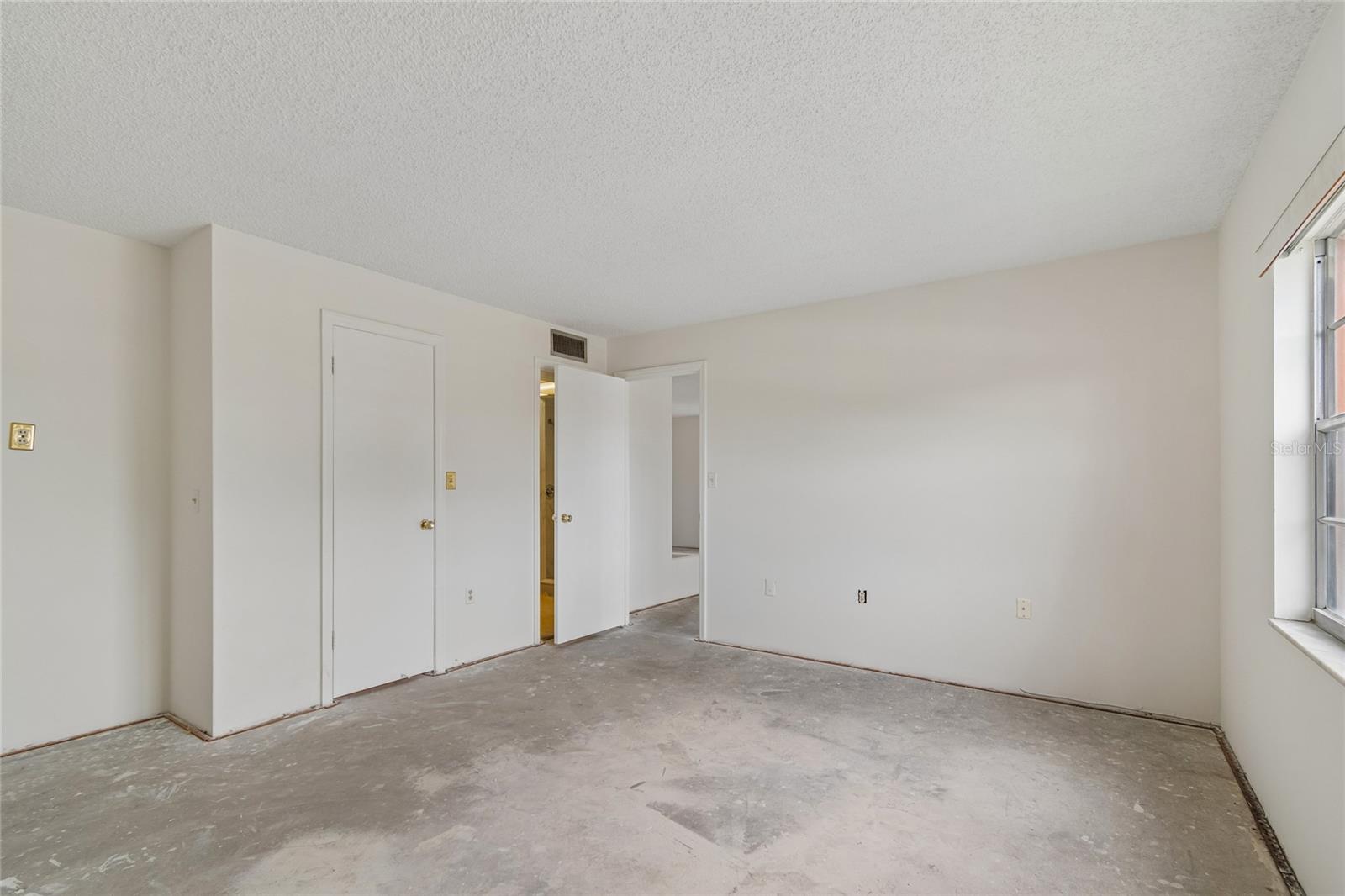 1900 68TH ST N #210, ST PETERSBURG, FL — photo 25