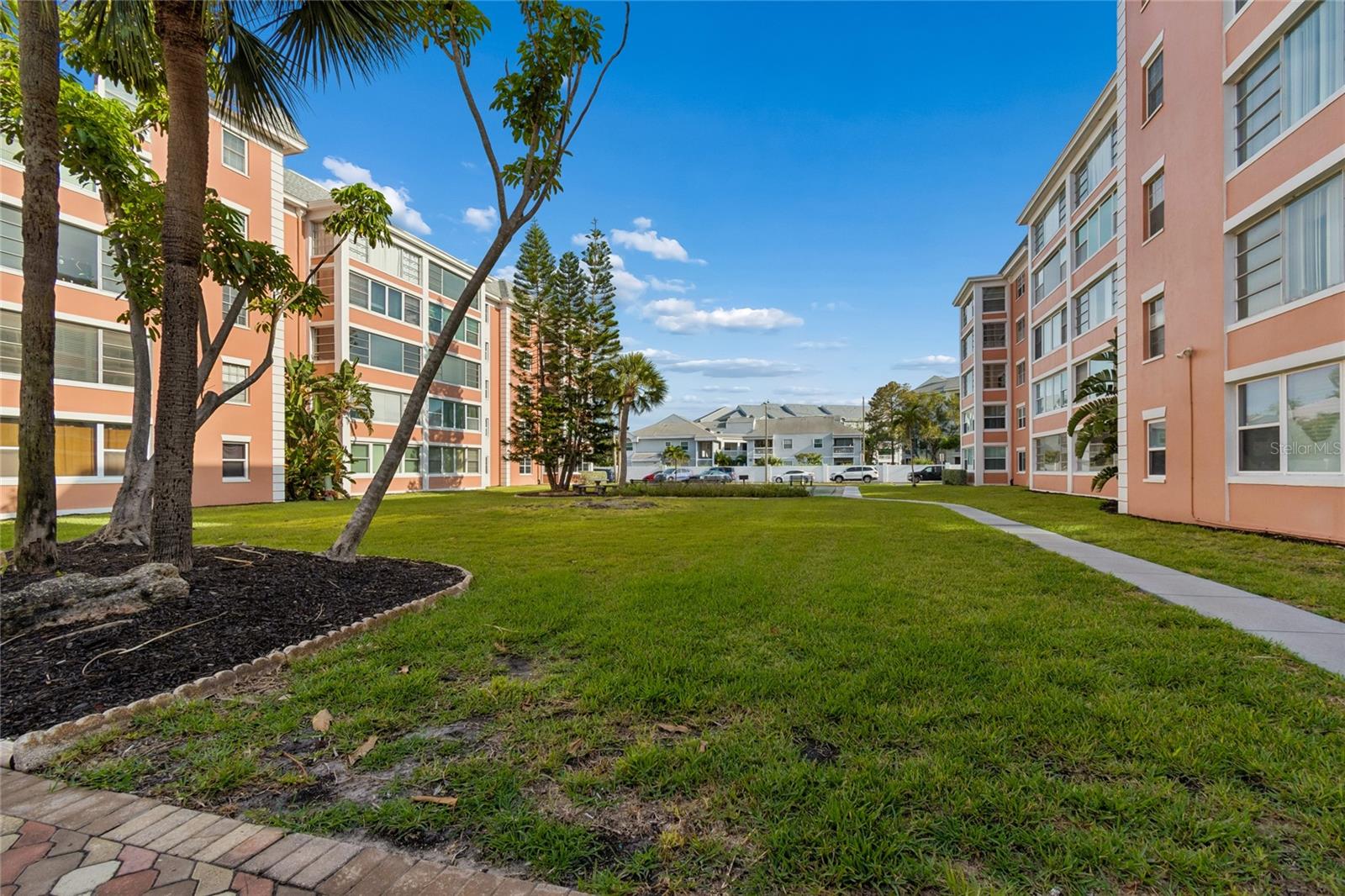 1900 68TH ST N #210, ST PETERSBURG, FL — photo 50