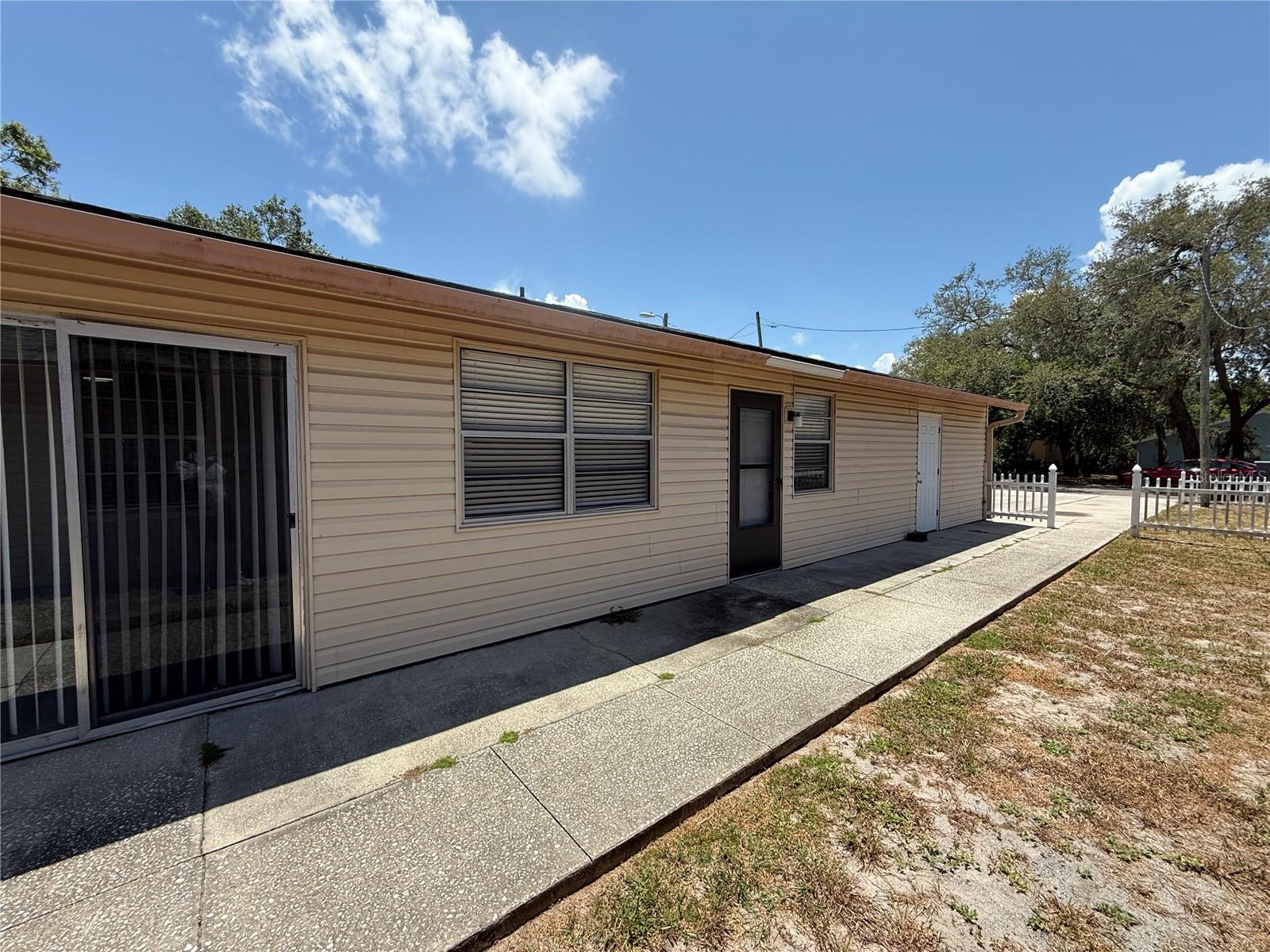1231 ILLINOIS AVE #1, PALM HARBOR, FL