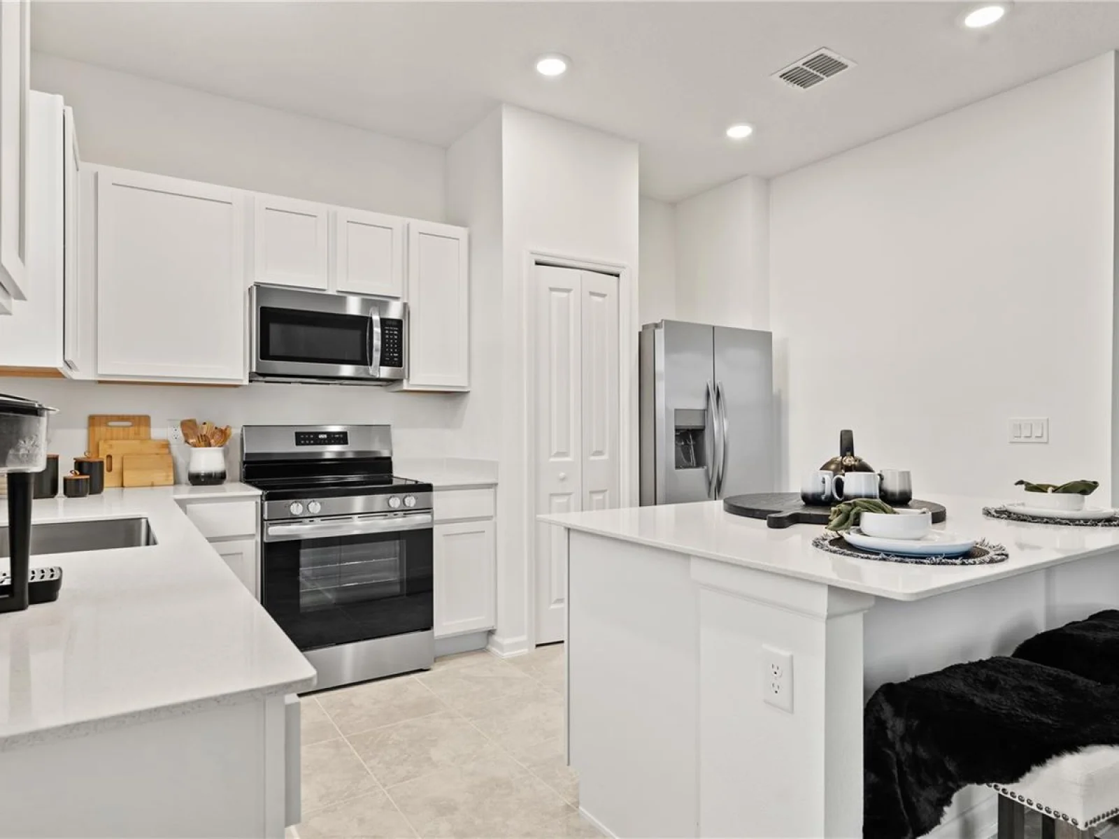 5795 ENERGY WAY, CLERMONT, FL — photo 2