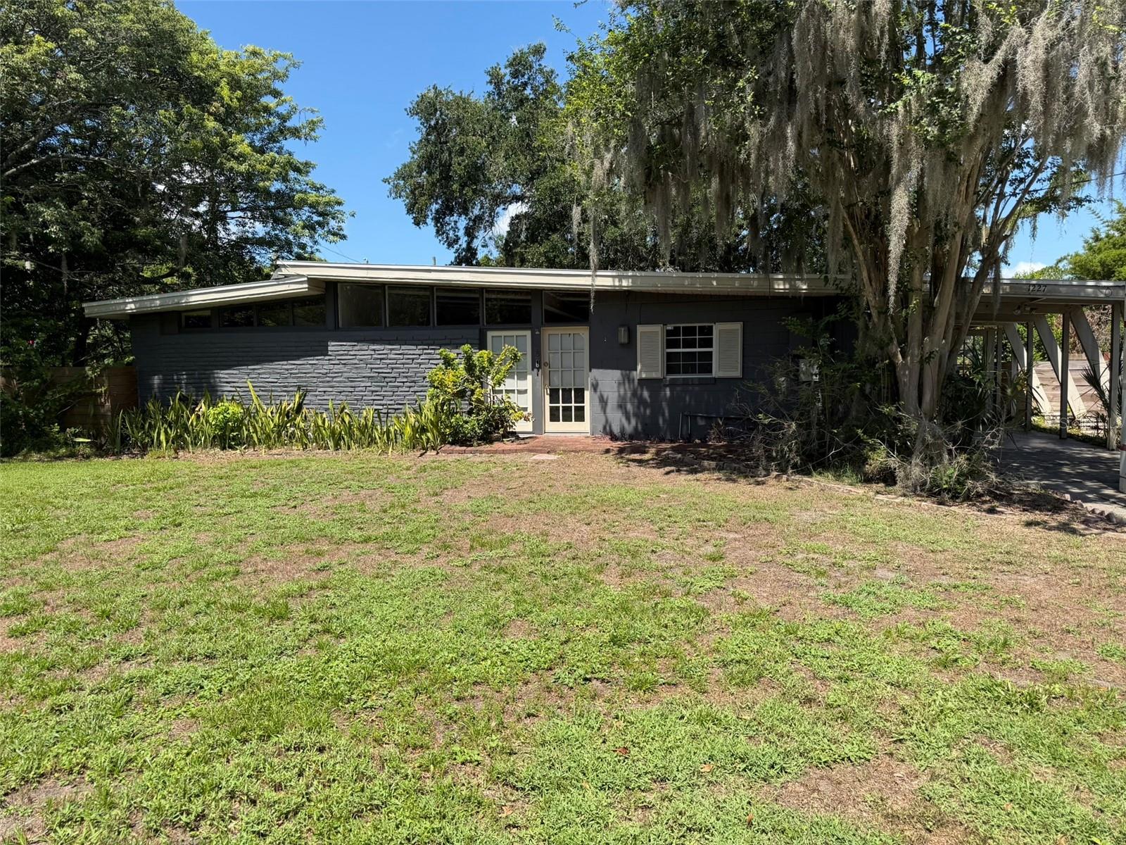 1227 COUNTRY CLUB DR, ORLANDO, FL