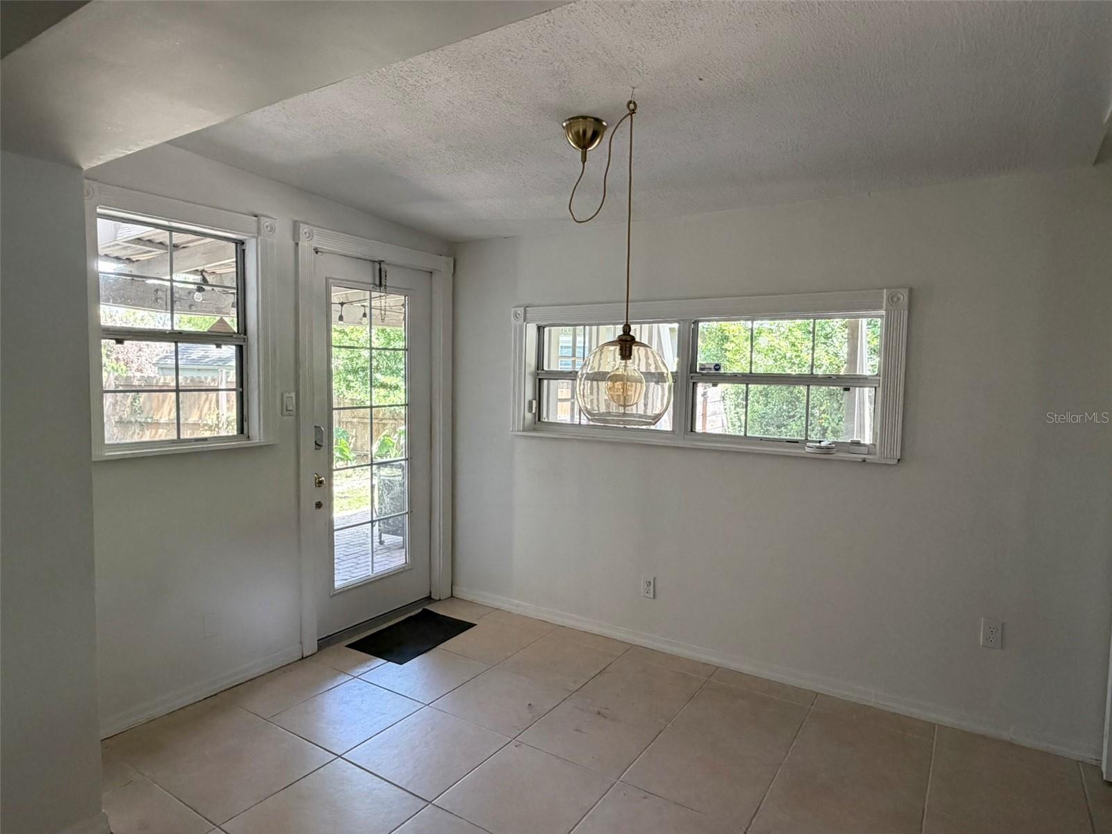 1227 COUNTRY CLUB DR, ORLANDO, FL — photo 2
