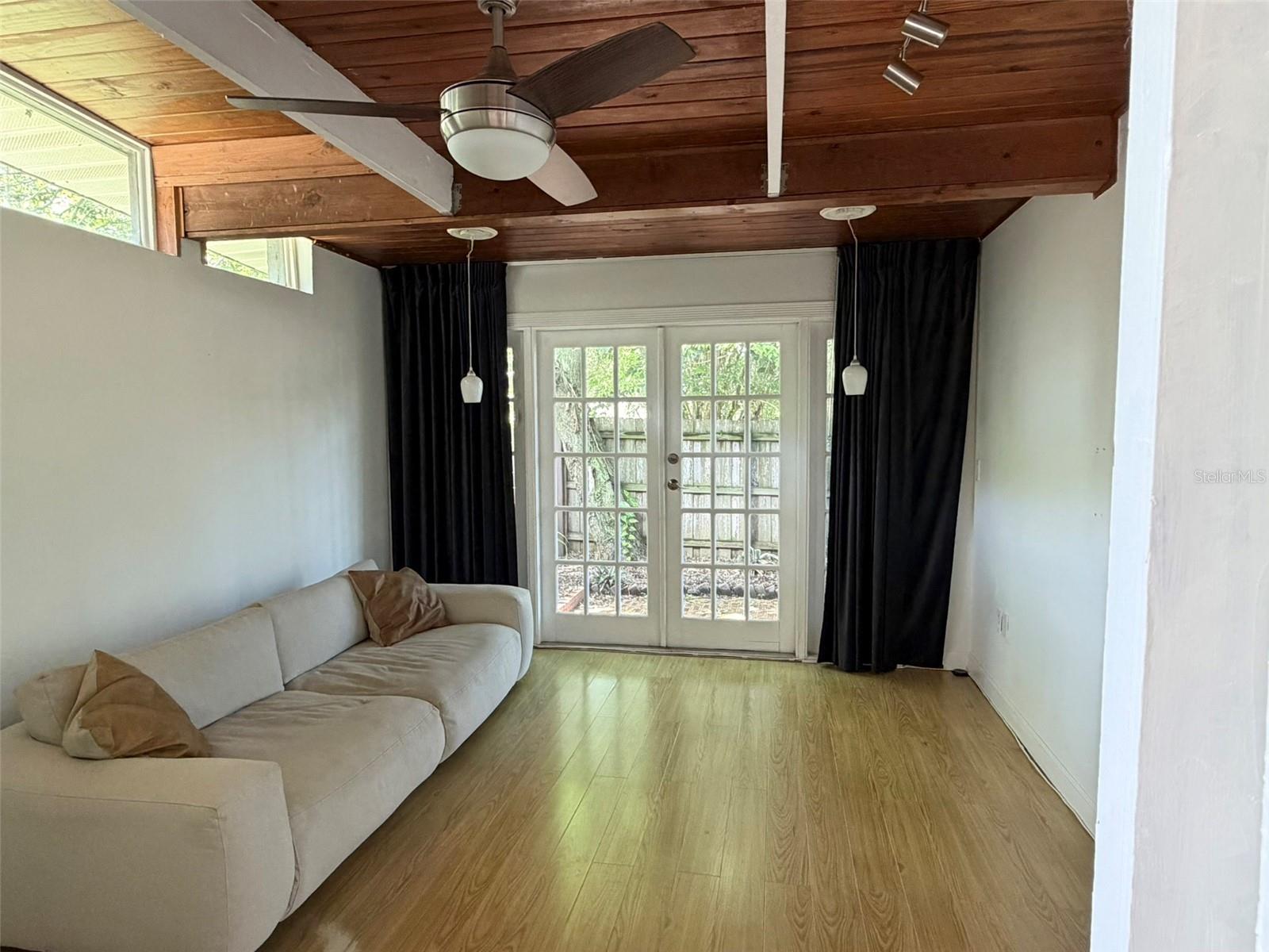 1227 COUNTRY CLUB DR, ORLANDO, FL — photo 4