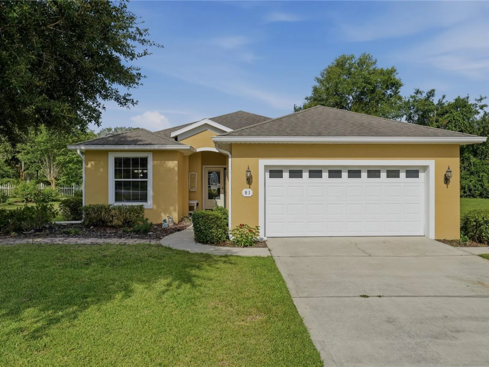 81 TWIN LAKE CIR, UMATILLA, FL — photo 2