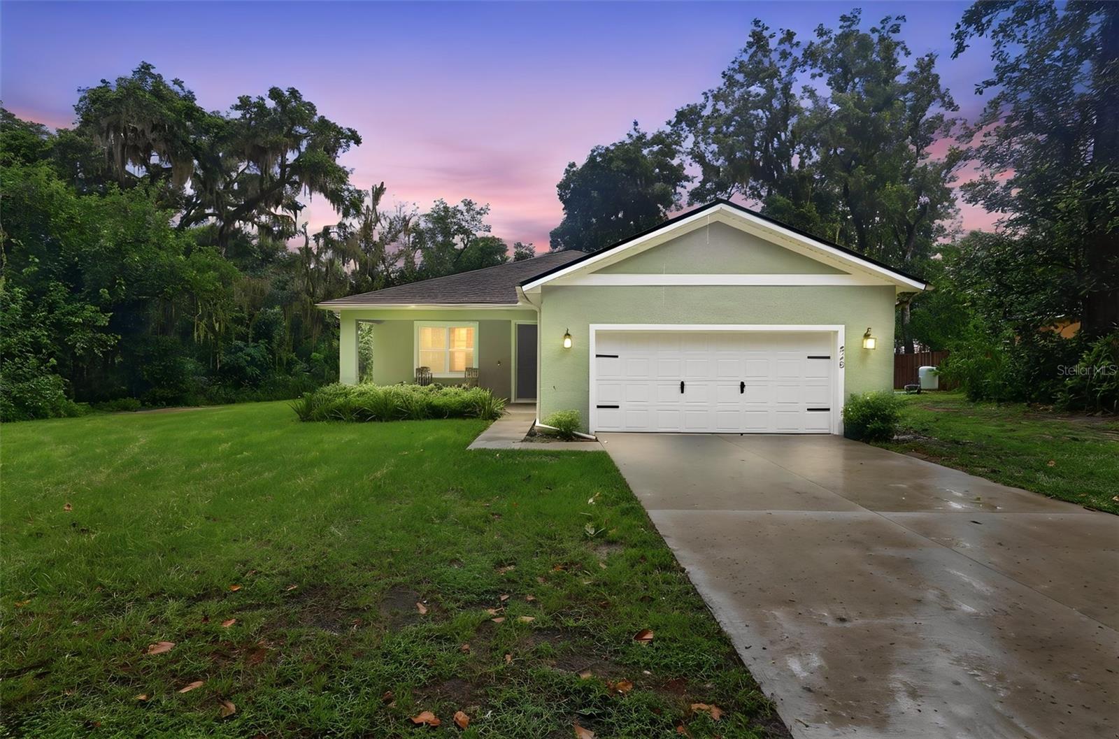 425 SPRING GARDEN AVE, DE LEON SPRINGS, FL
