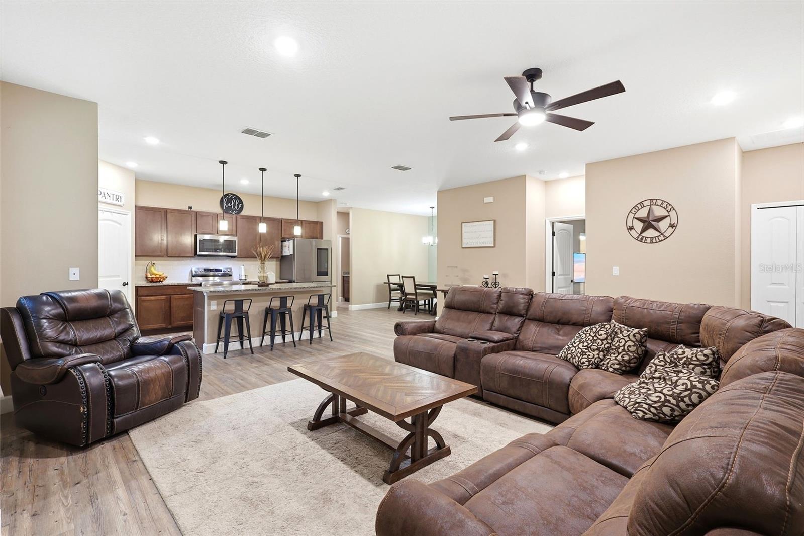 425 SPRING GARDEN AVE, DE LEON SPRINGS, FL — photo 7