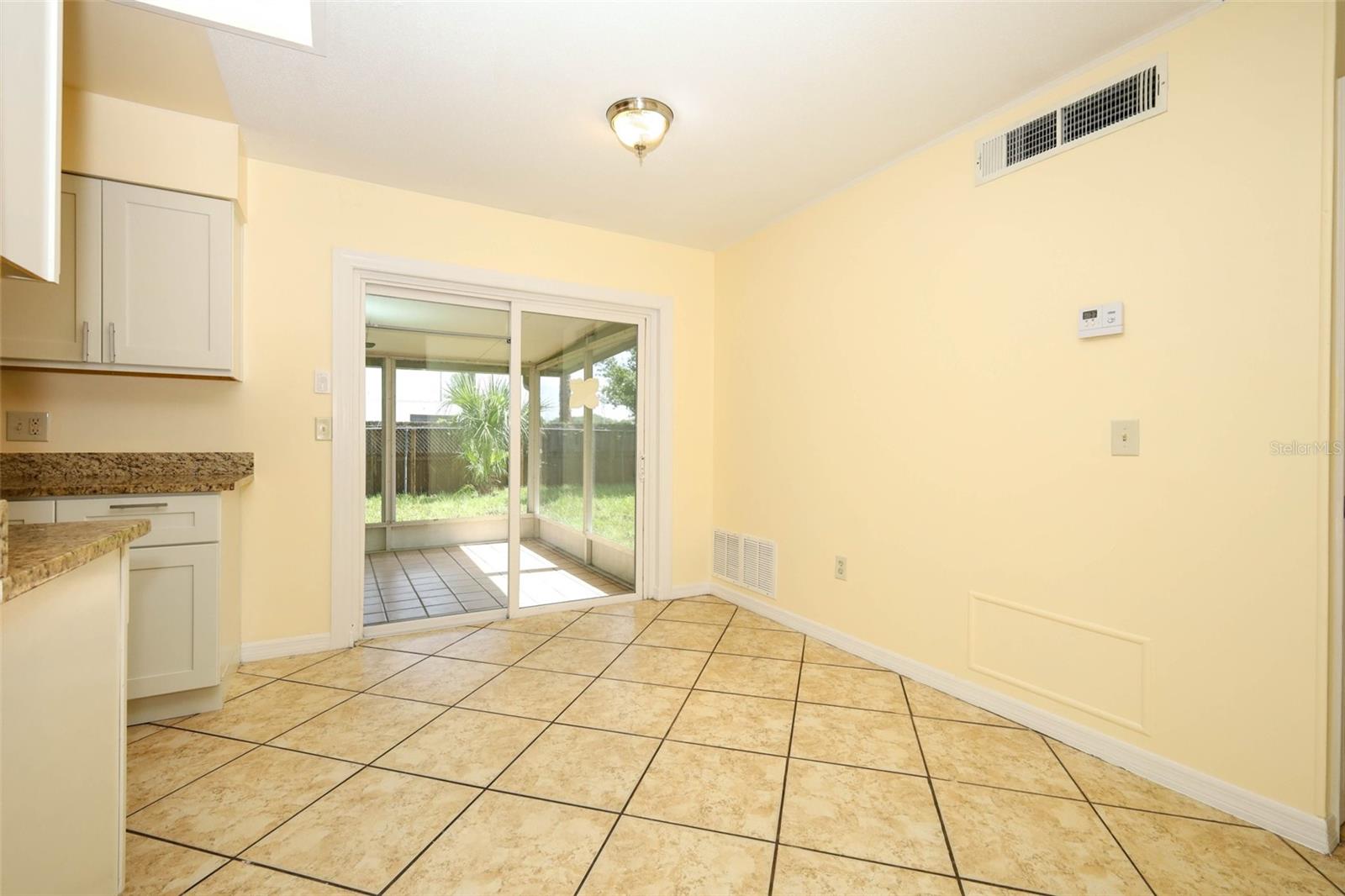 586 TULANE DR, ALTAMONTE SPRINGS, FL — photo 9