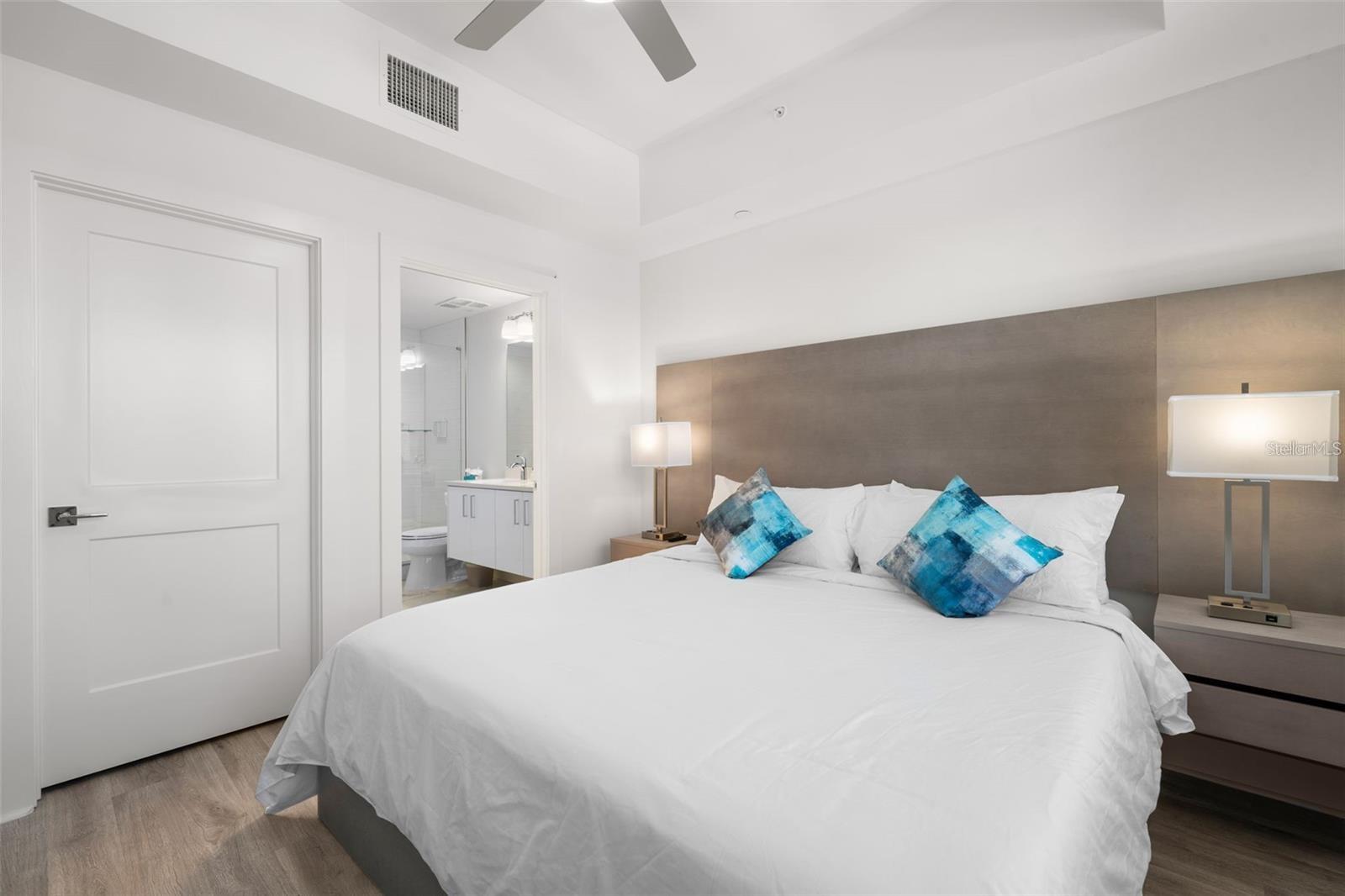 11500 GULF BLVD #304, TREASURE ISLAND, FL — photo 17