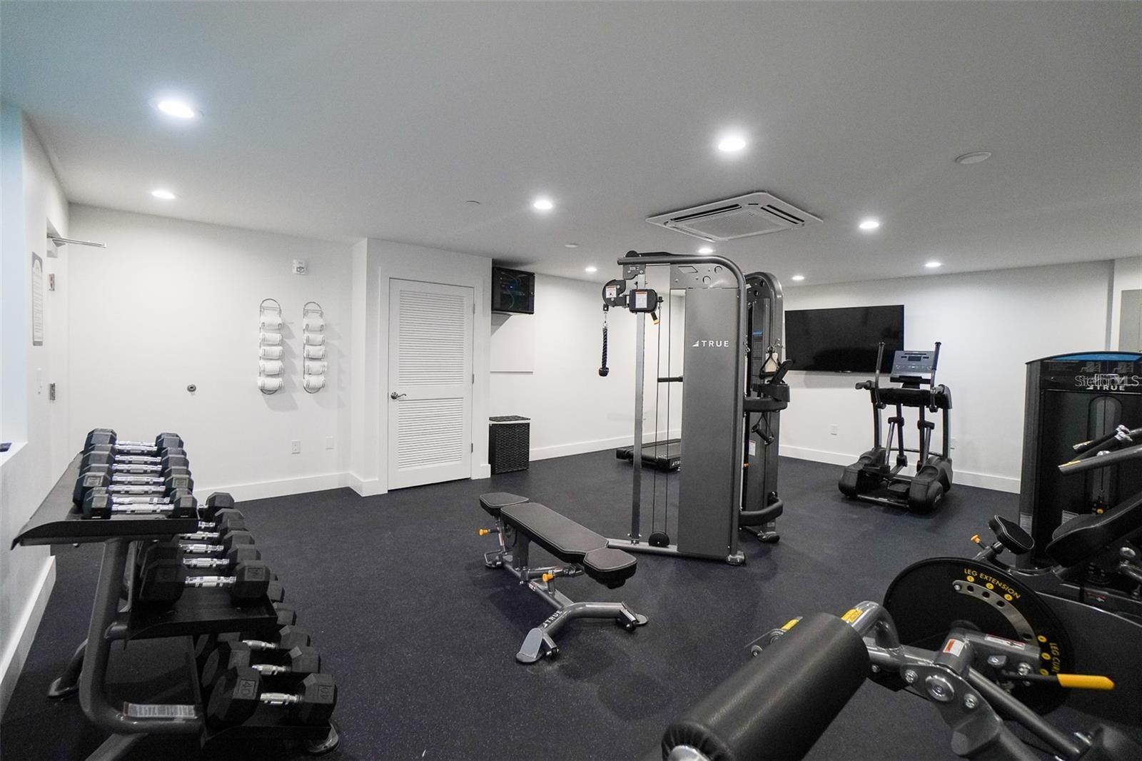 11500 GULF BLVD #304, TREASURE ISLAND, FL — photo 28