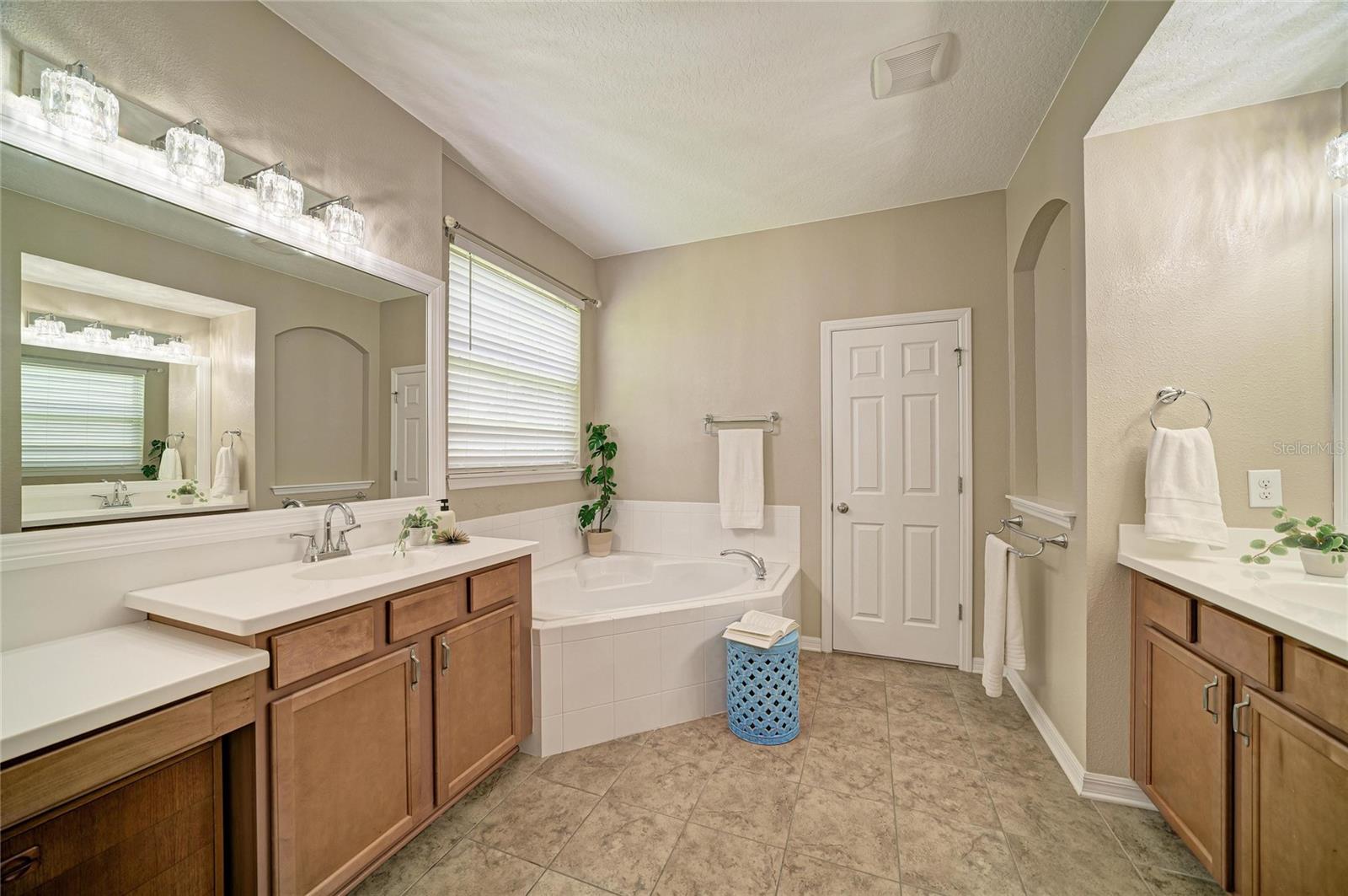 13124 BLISS LOOP, BRADENTON, FL — photo 28