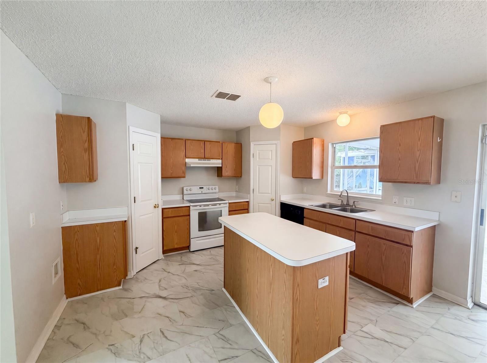 5191 QUINTILIS ST, SPRING HILL, FL — photo 13