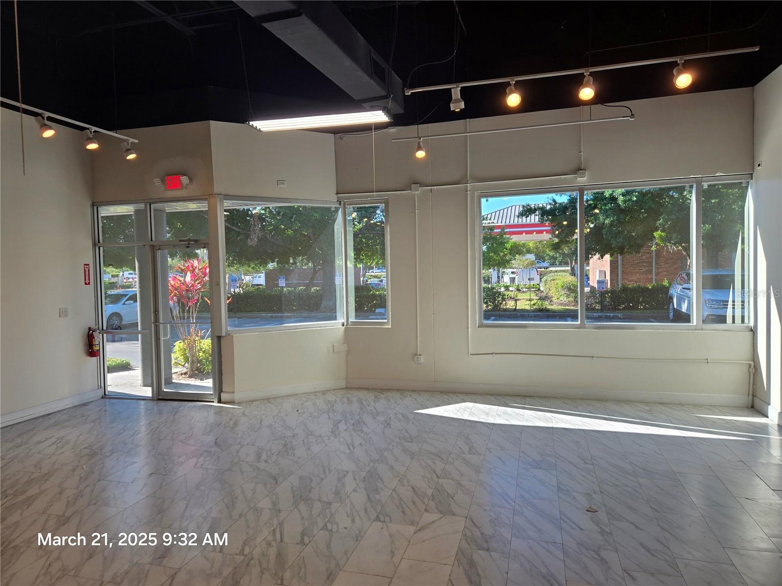 7901 KINGSPOINTE PKWY #23, ORLANDO, FL — photo 4