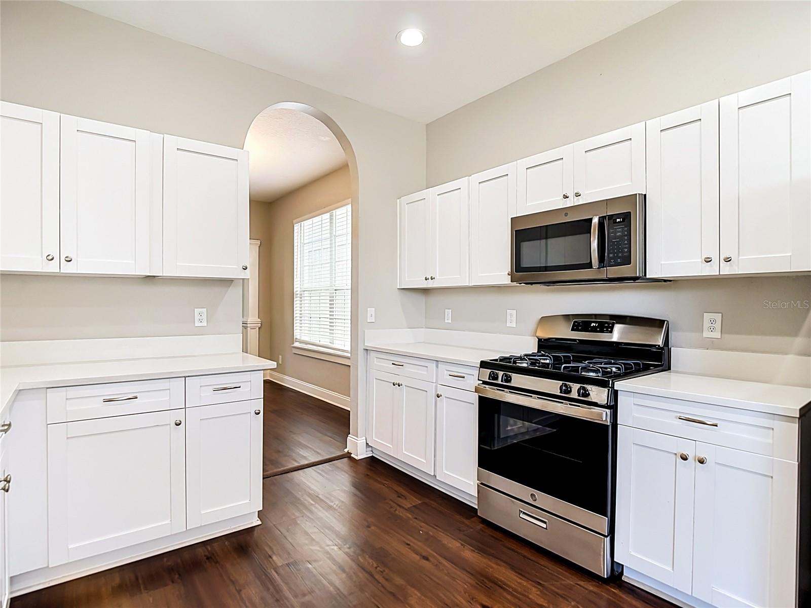 10739 EVENINGWOOD CT, TRINITY, FL — photo 9