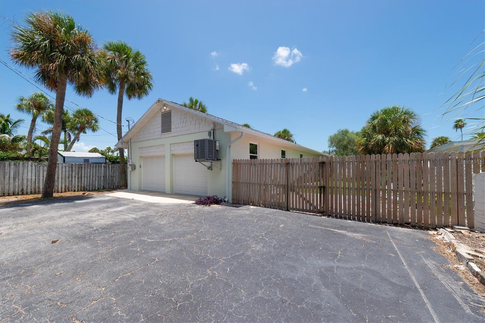150 42ND AVE, ST PETE BEACH, FL — photo 39