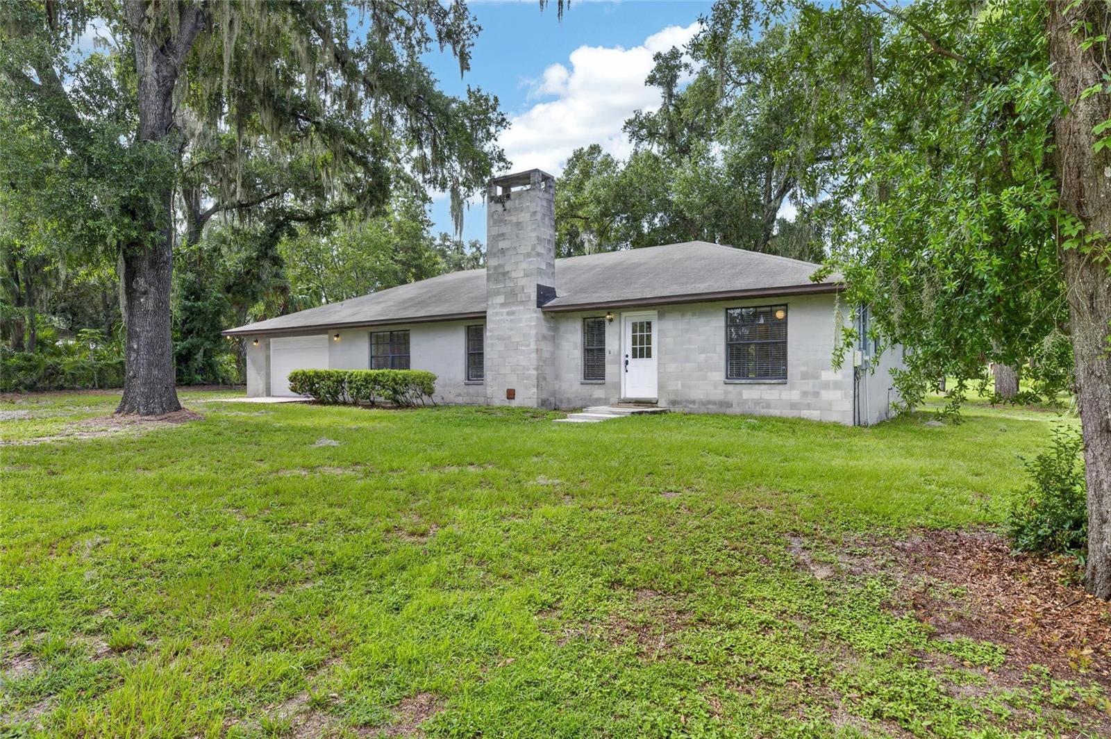 615 THOMPSON RD, LITHIA, FL