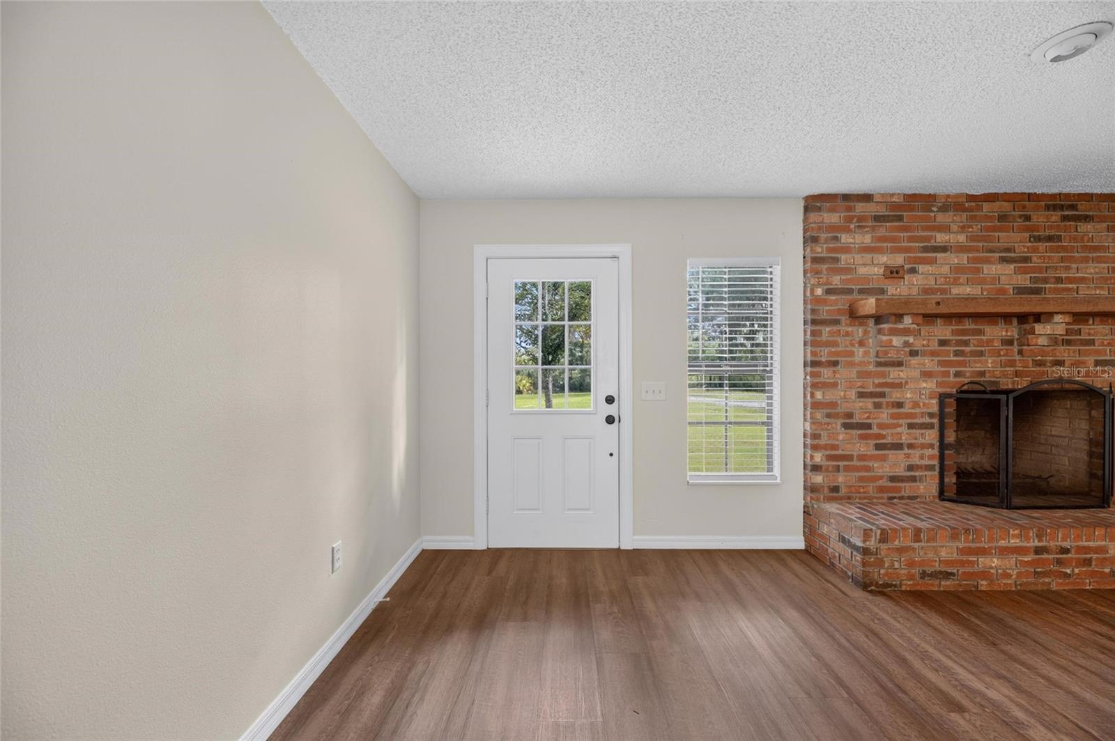 615 THOMPSON RD, LITHIA, FL — photo 6