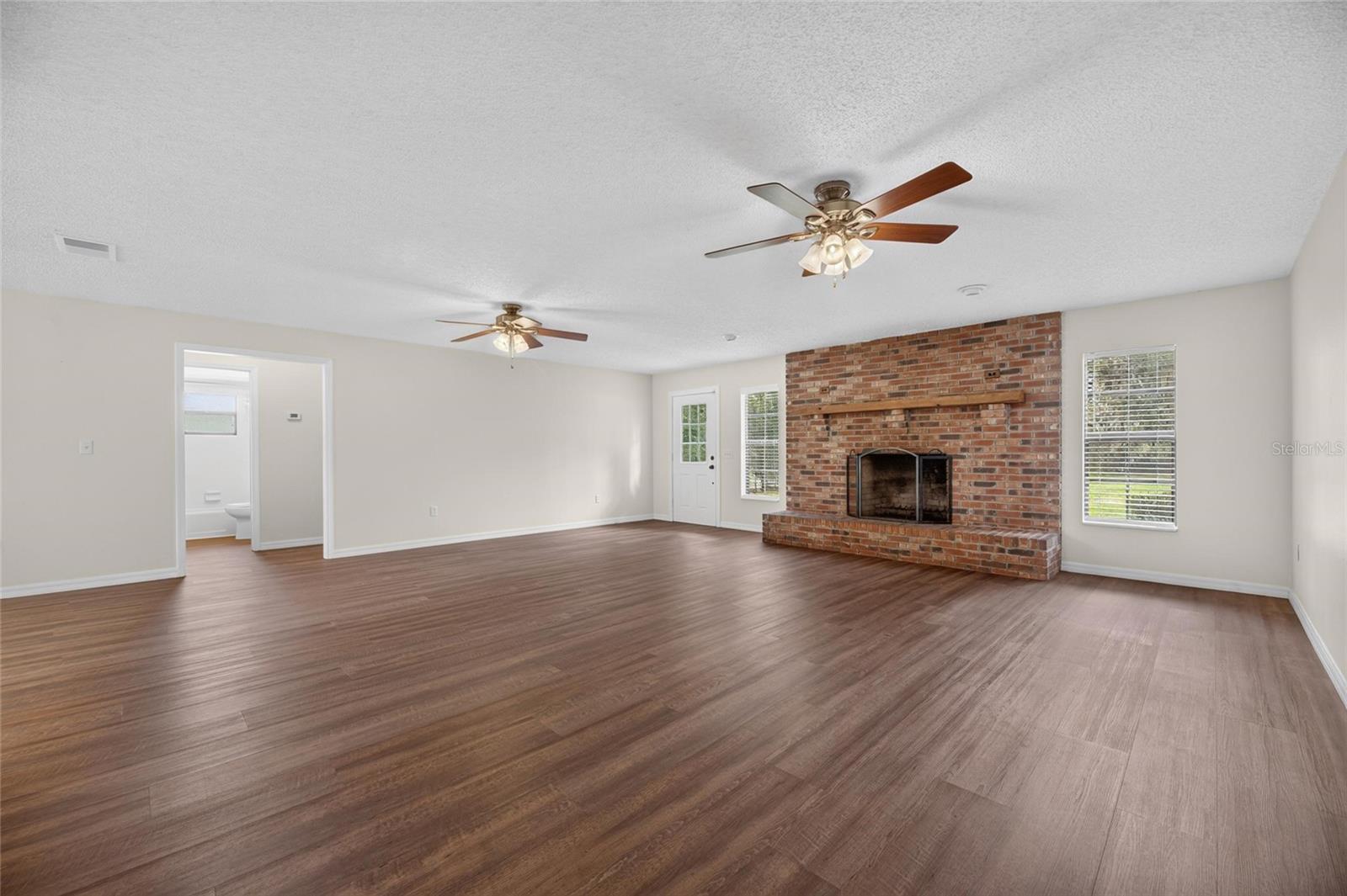 615 THOMPSON RD, LITHIA, FL — photo 7