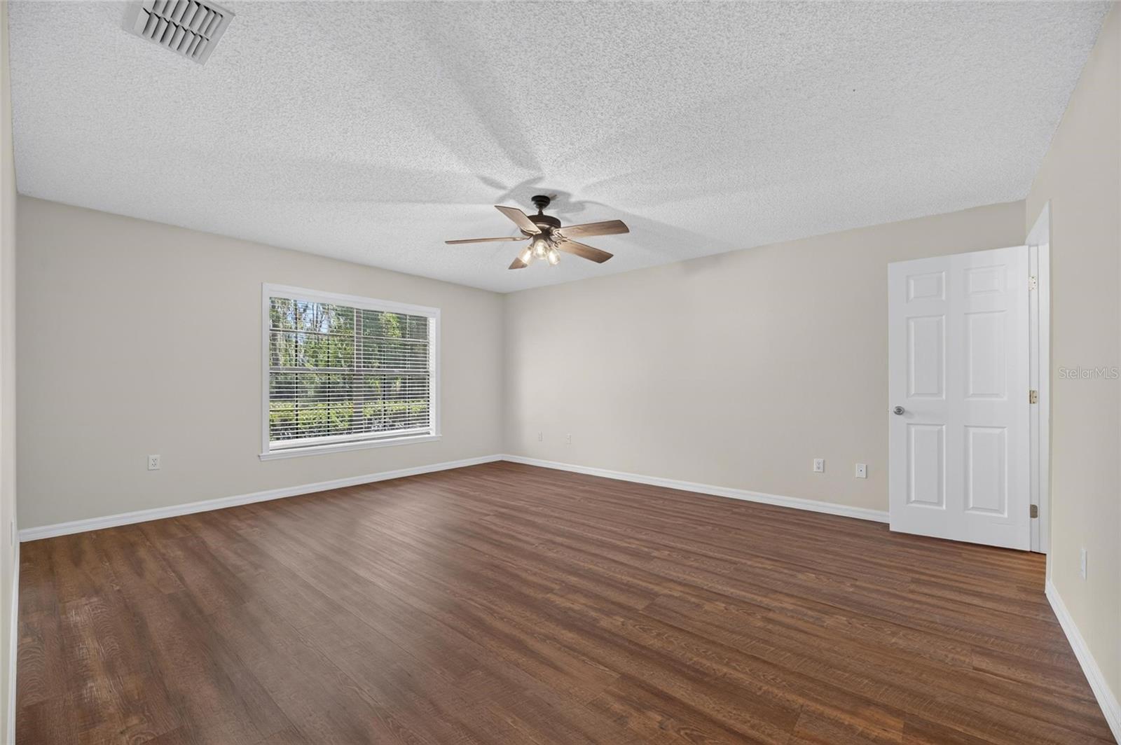 615 THOMPSON RD, LITHIA, FL — photo 11