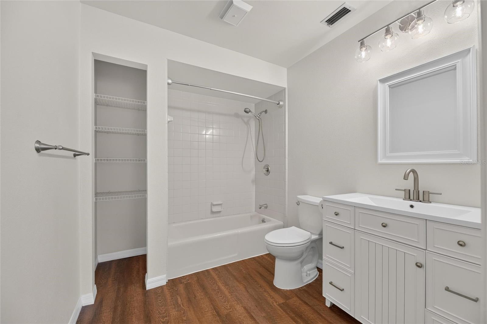 615 THOMPSON RD, LITHIA, FL — photo 16