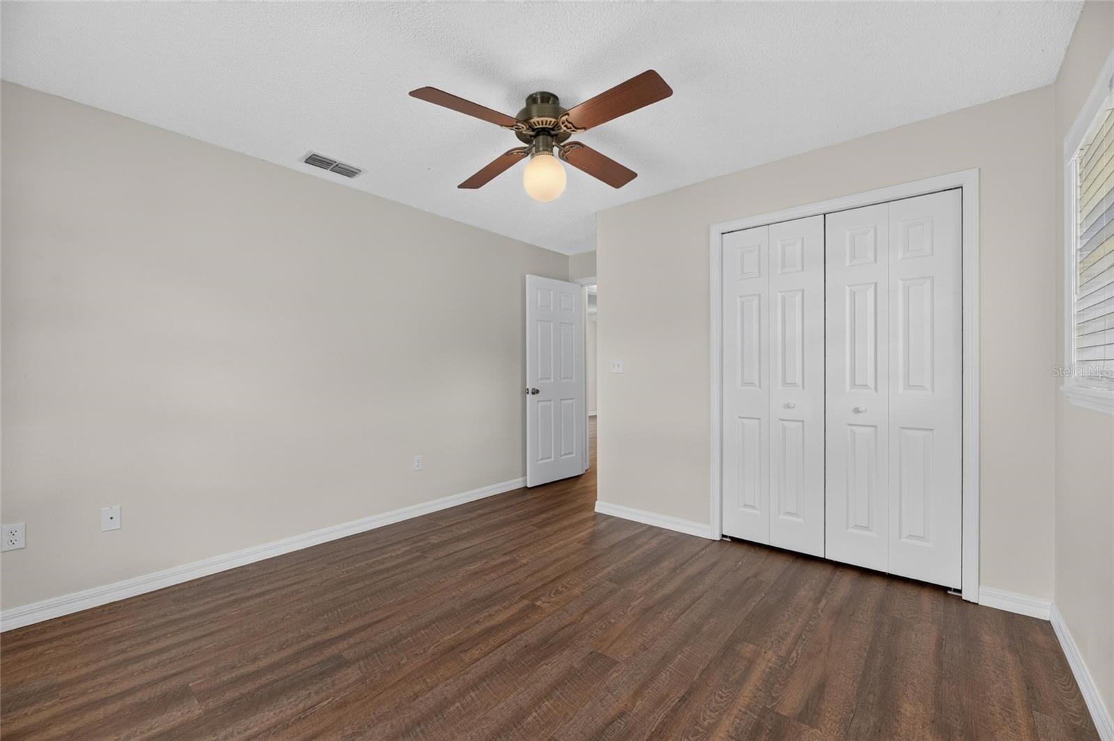 615 THOMPSON RD, LITHIA, FL — photo 33