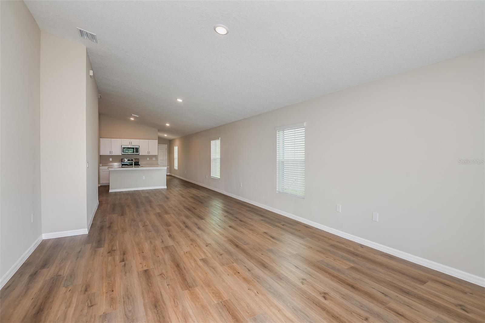 9136 BELLEVIEW FOREST PASS, DADE CITY, FL — photo 12