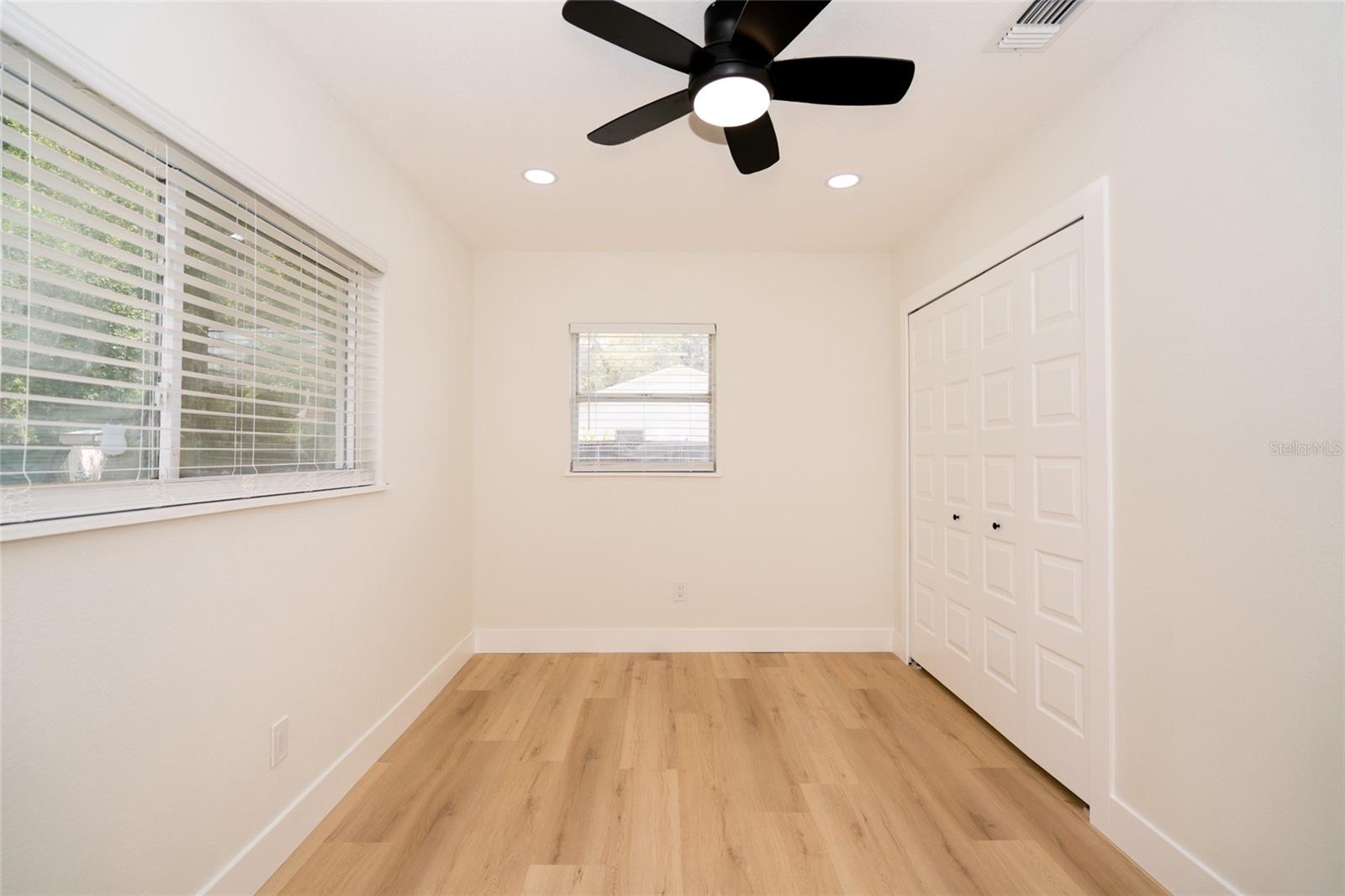 6218 N 43RD ST, TAMPA, FL — photo 13