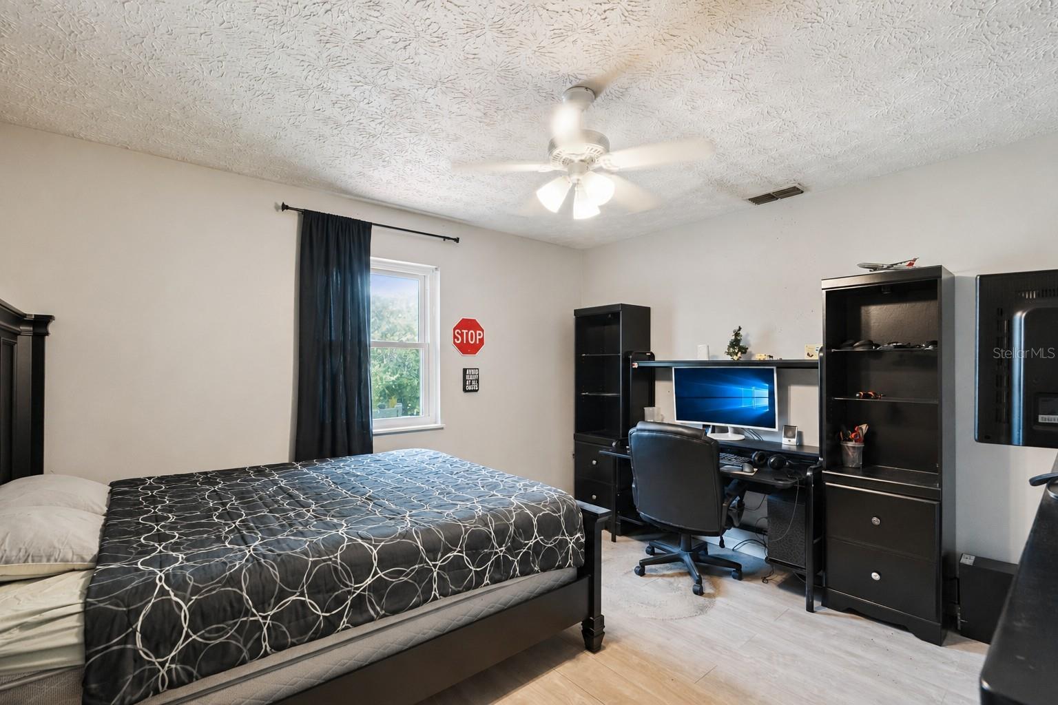 1869 KINGS POINT BLVD, KISSIMMEE, FL — photo 4