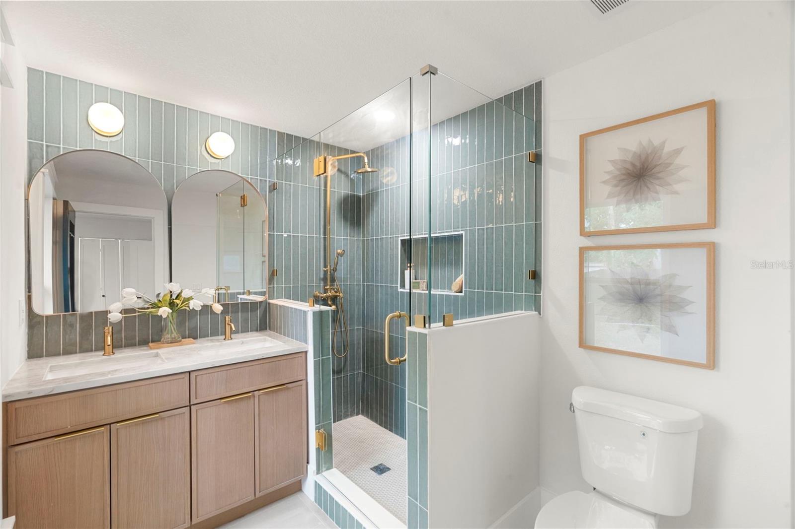 6005 N ORANGE BLOSSOM AVE, TAMPA, FL — photo 4