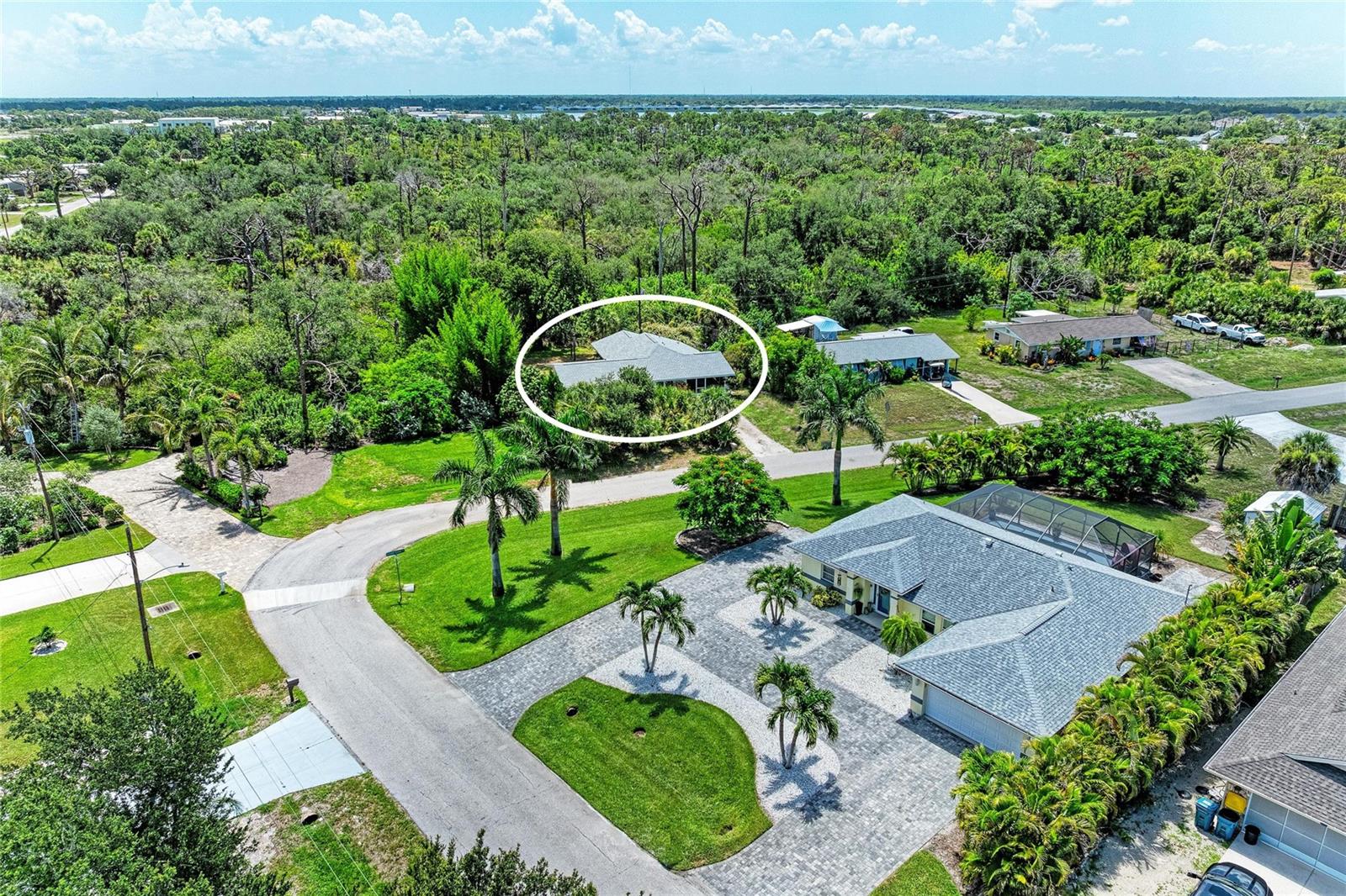 2751 OYSTER CREEK DR, ENGLEWOOD, FL — photo 2