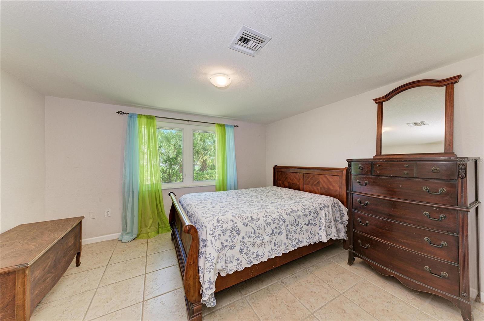 2751 OYSTER CREEK DR, ENGLEWOOD, FL — photo 12
