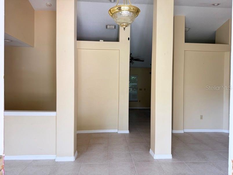 12721 N OLA AVE, TAMPA, FL — photo 3