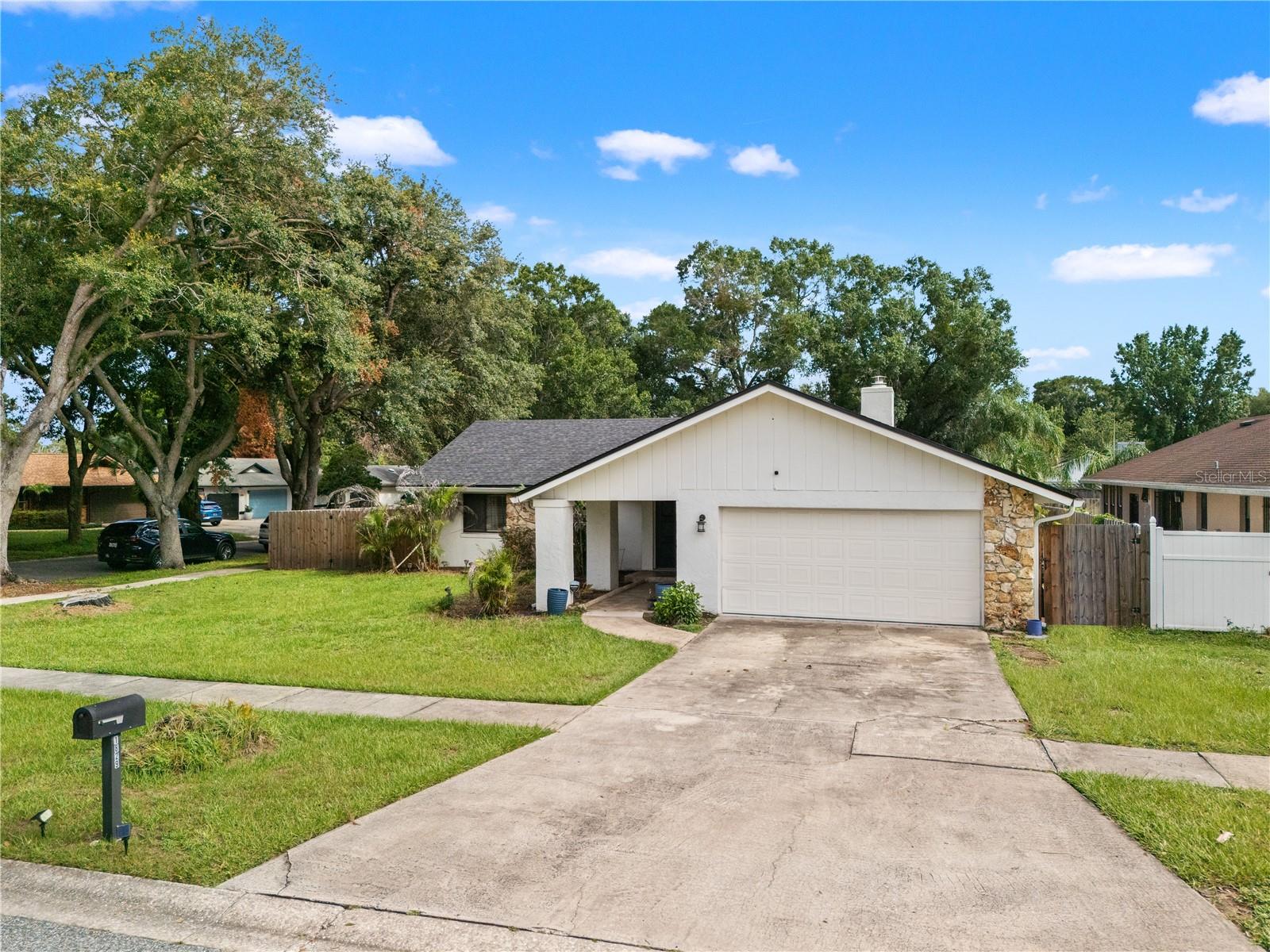1829 CROWNWOOD DR, ORLANDO, FL