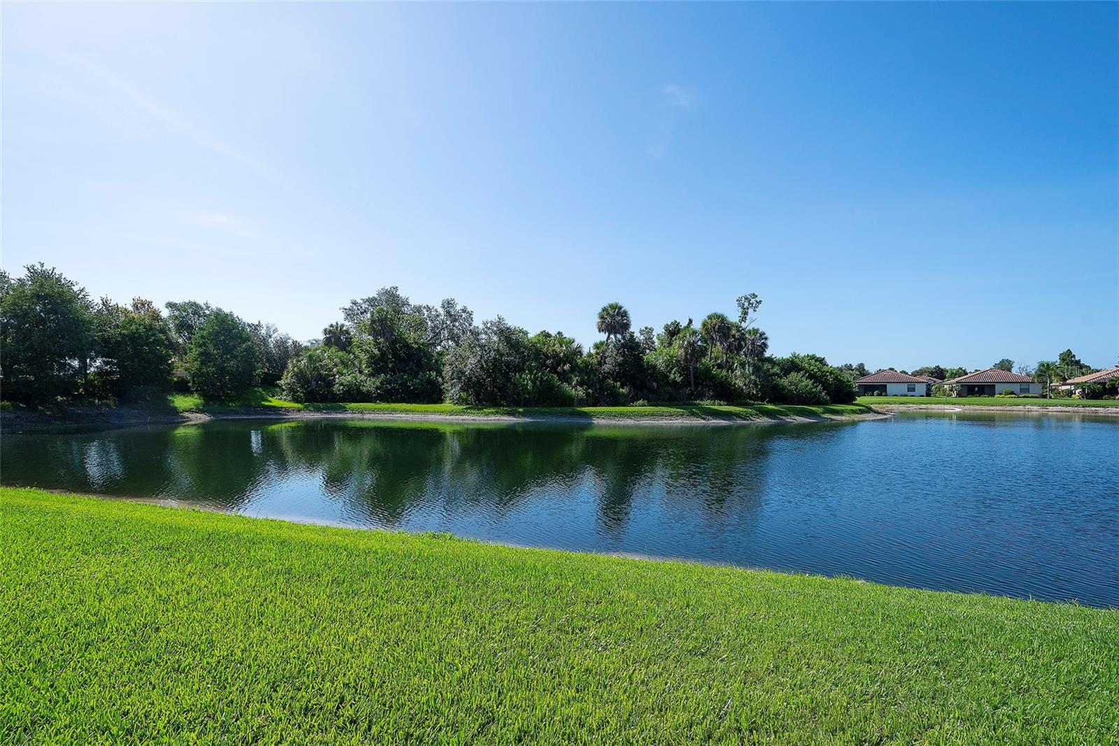 7130 QUIET CREEK DR, BRADENTON, FL — photo 36