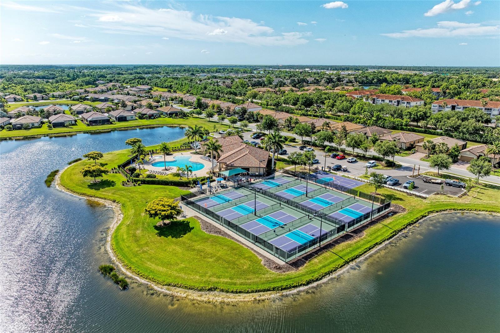 7130 QUIET CREEK DR, BRADENTON, FL — photo 41