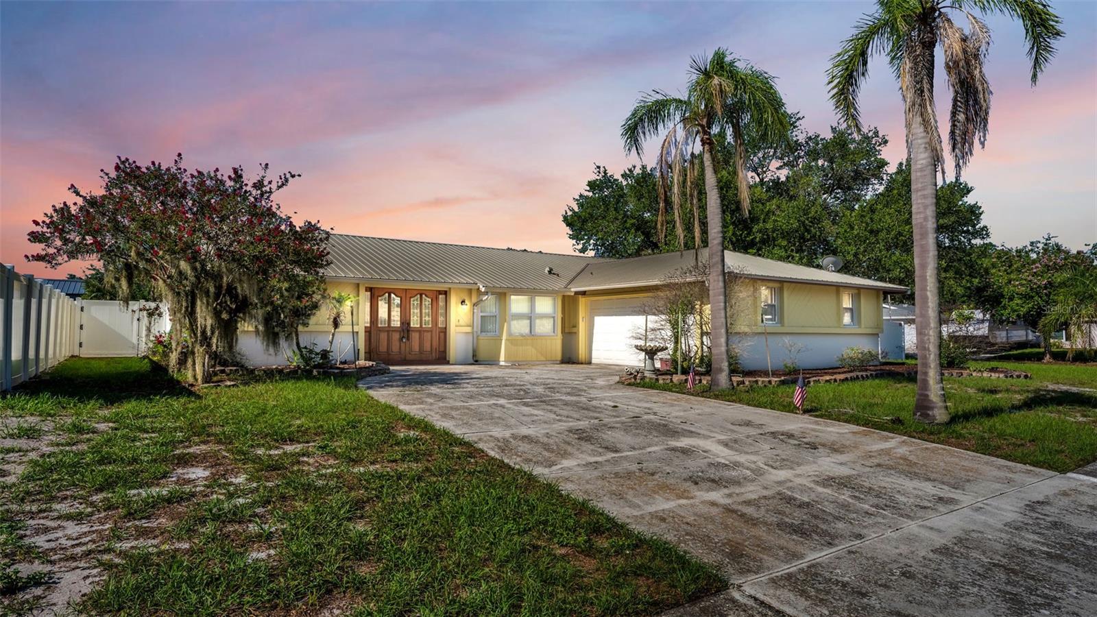 601 FIELDSTONE DR, BRANDON, FL