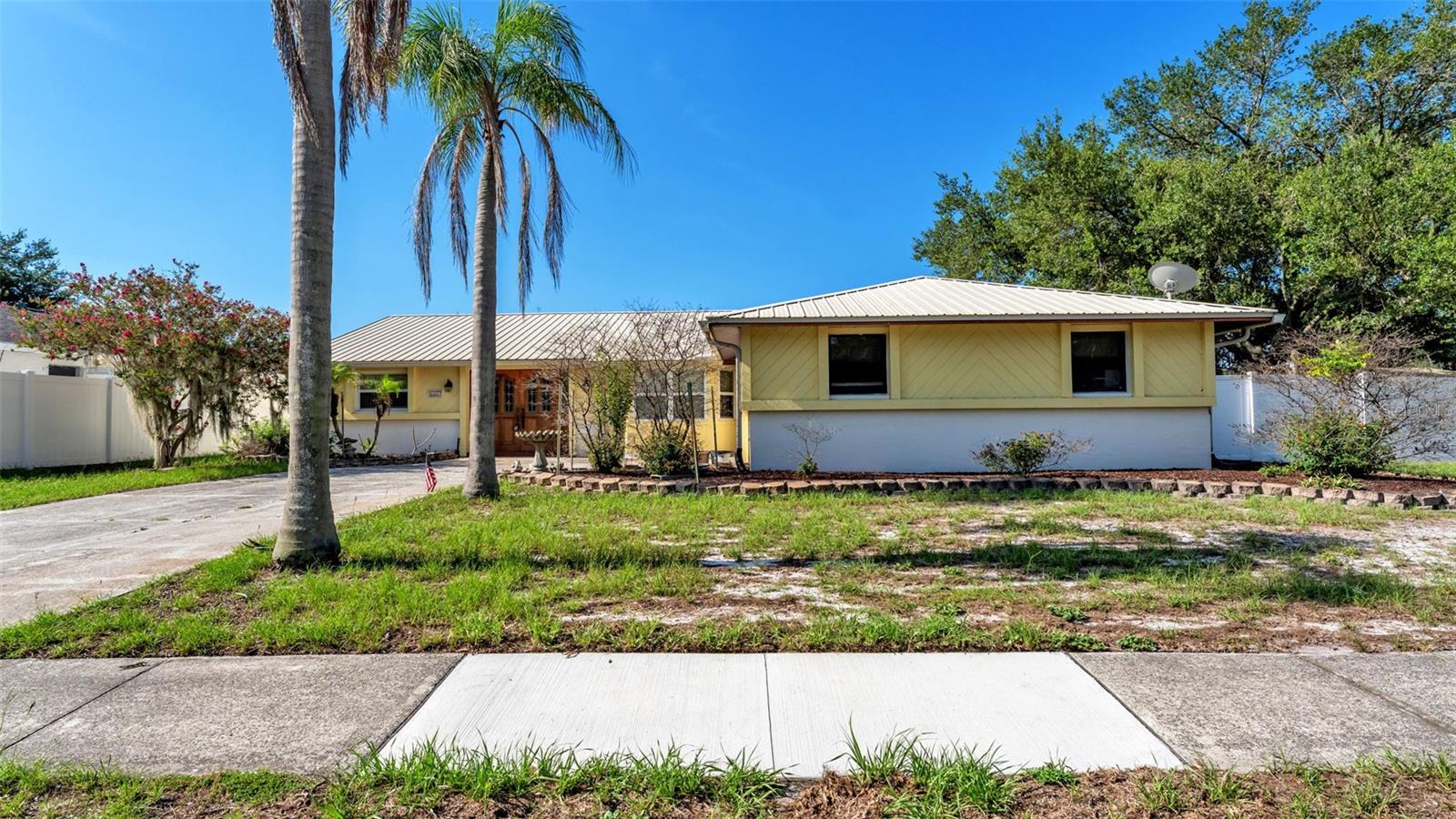 601 FIELDSTONE DR, BRANDON, FL — photo 3