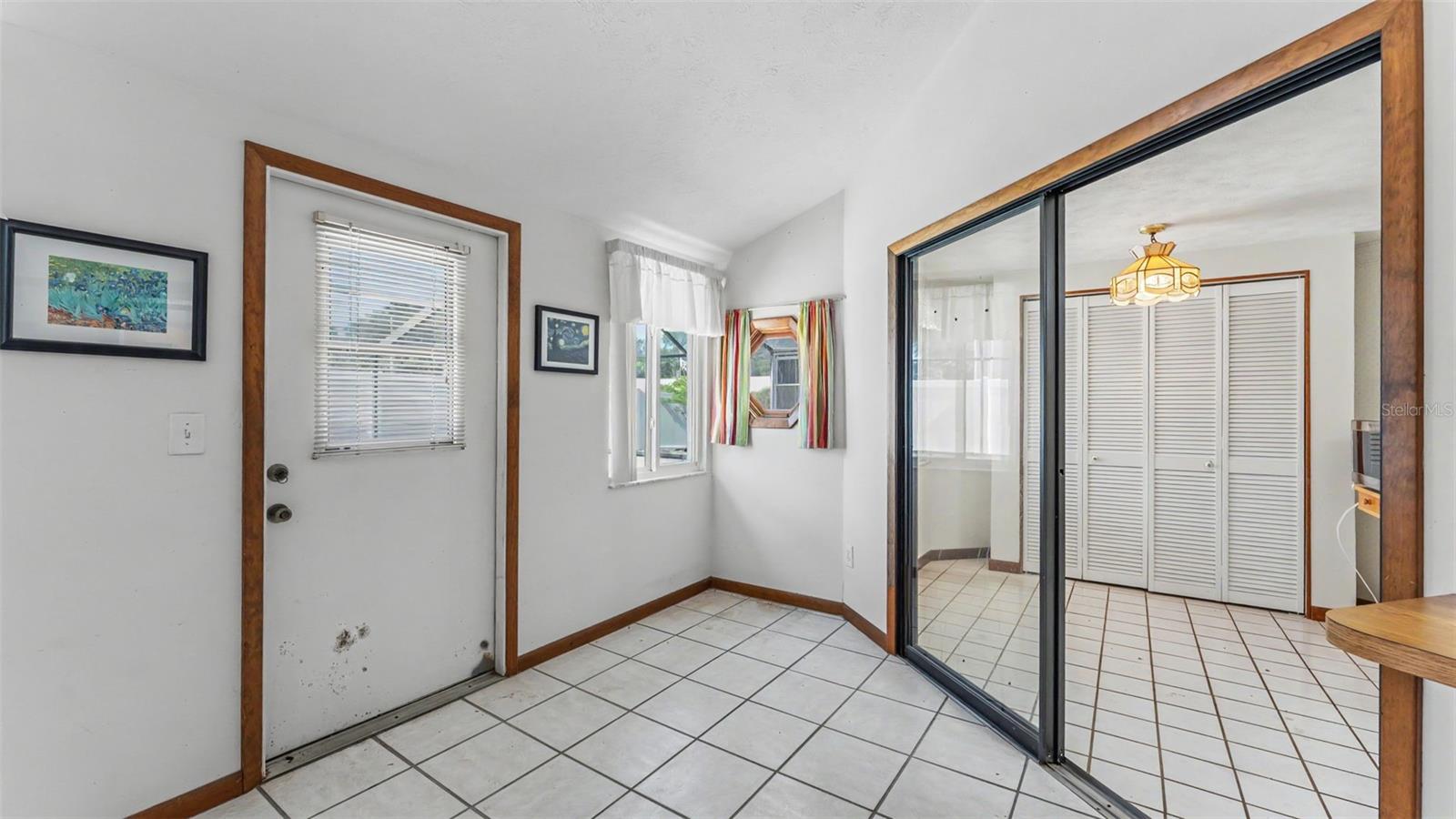 601 FIELDSTONE DR, BRANDON, FL — photo 19