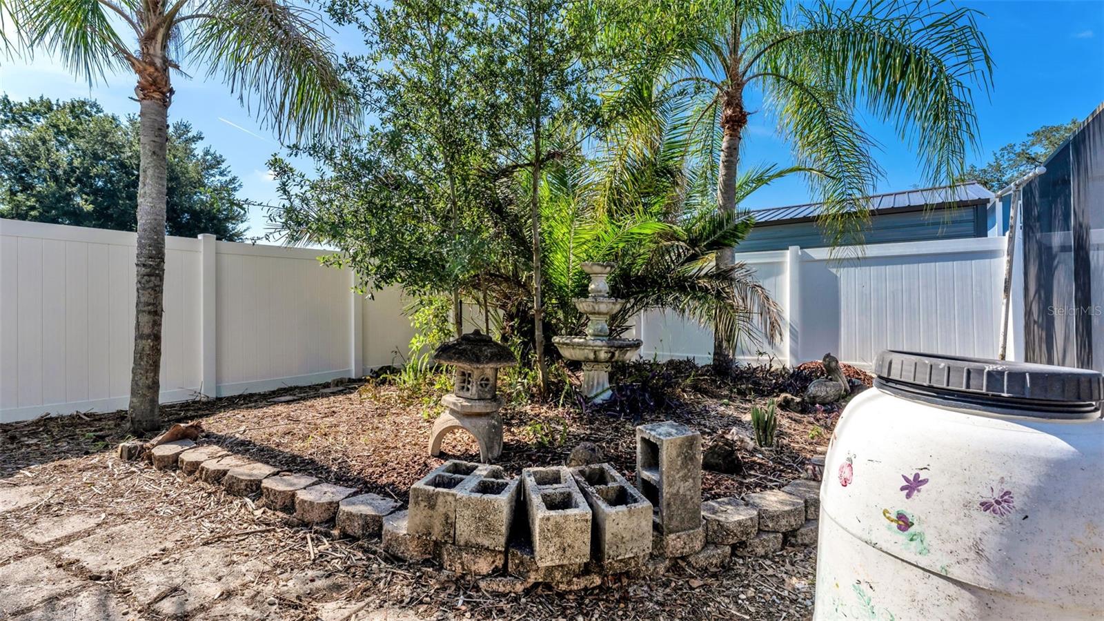 601 FIELDSTONE DR, BRANDON, FL — photo 45