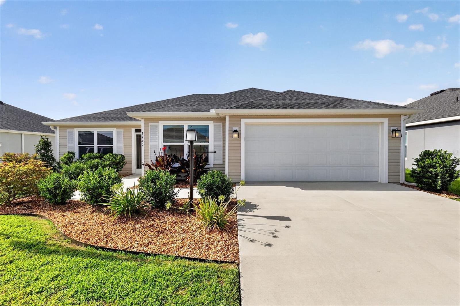 1742 JAMES GRAY ST, THE VILLAGES, FL — photo 49